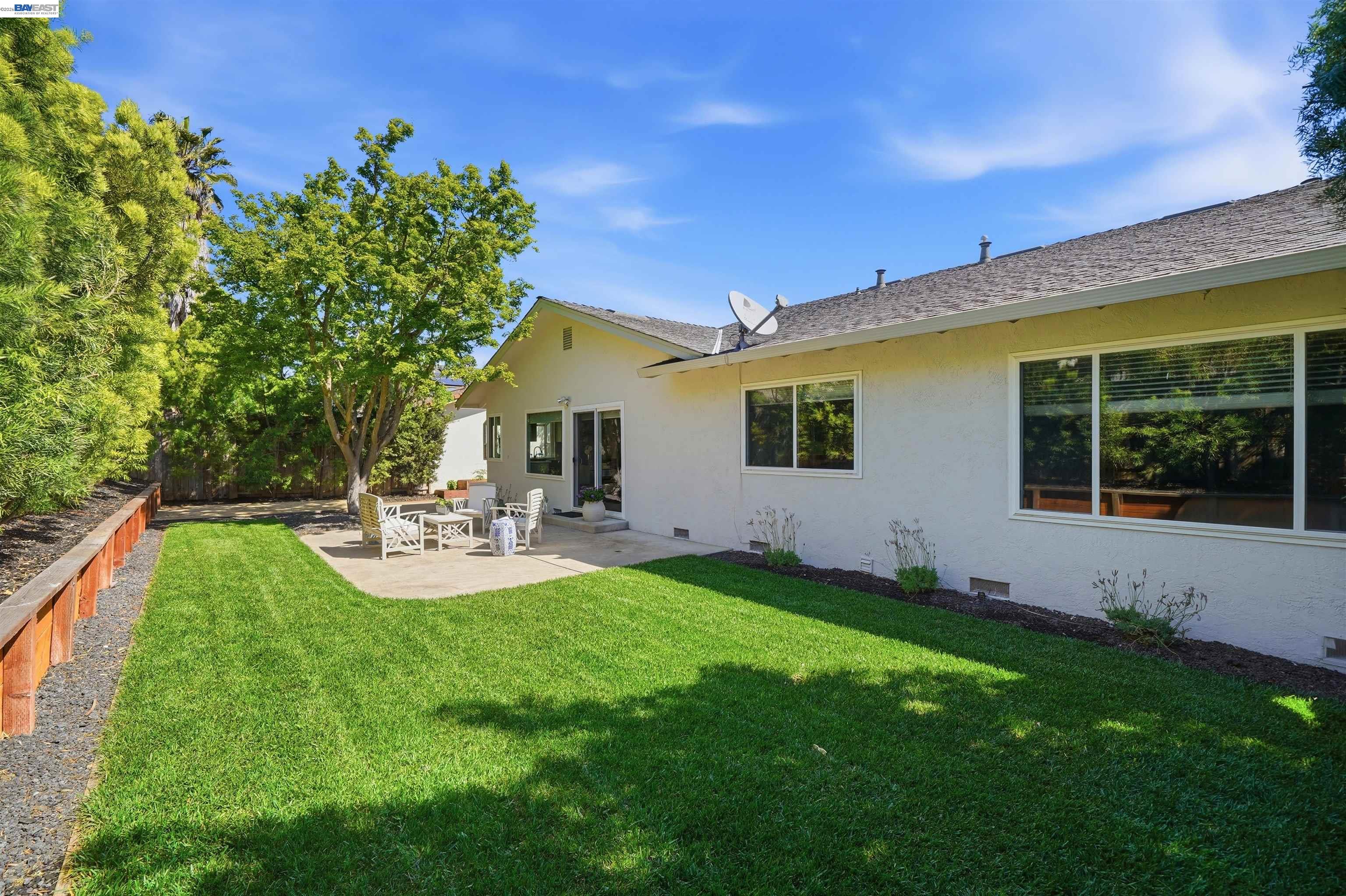 Detail Gallery Image 34 of 38 For 4350 Columbine Dr, Pleasanton,  CA 94588 - 3 Beds | 2 Baths