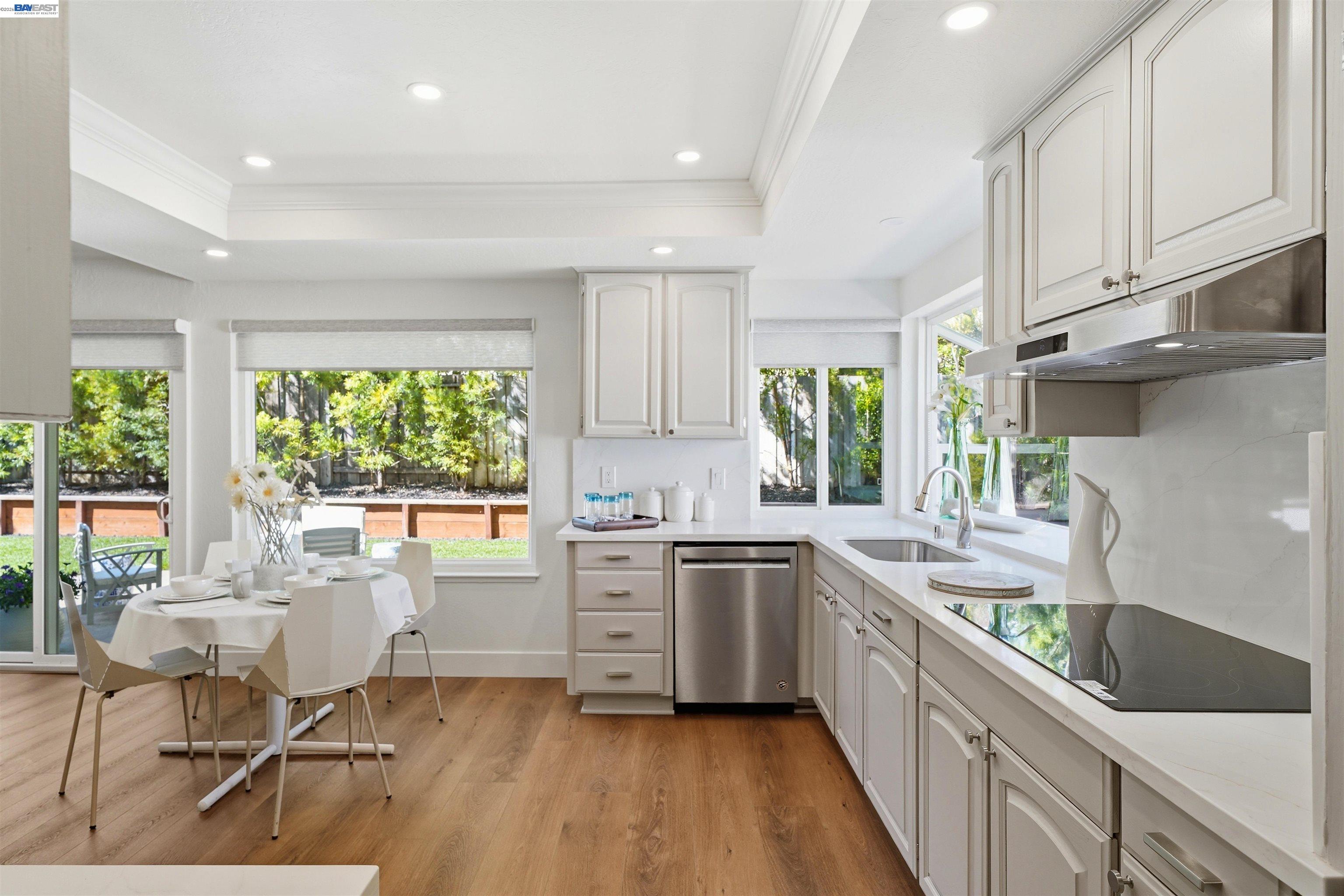 Detail Gallery Image 5 of 38 For 4350 Columbine Dr, Pleasanton,  CA 94588 - 3 Beds | 2 Baths