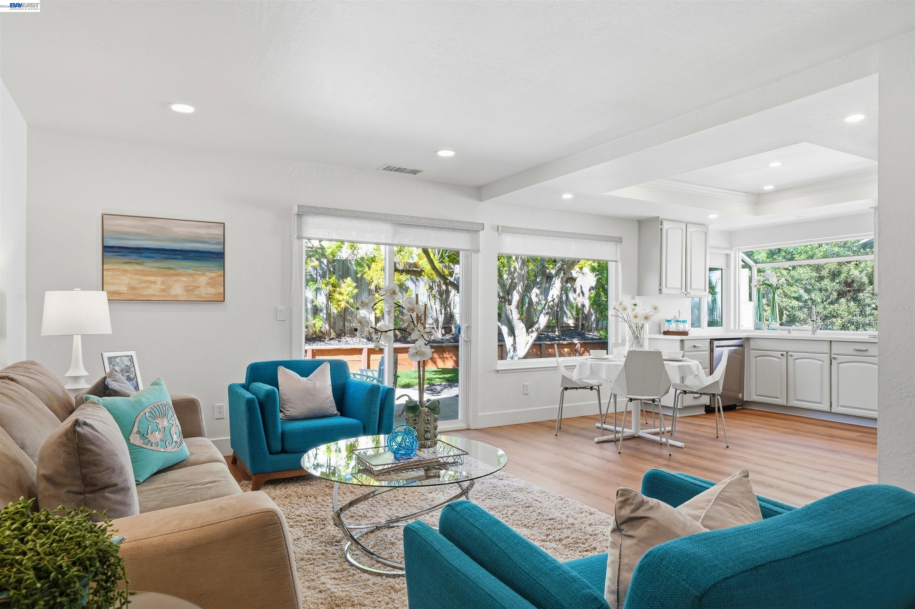 Detail Gallery Image 6 of 38 For 4350 Columbine Dr, Pleasanton,  CA 94588 - 3 Beds | 2 Baths