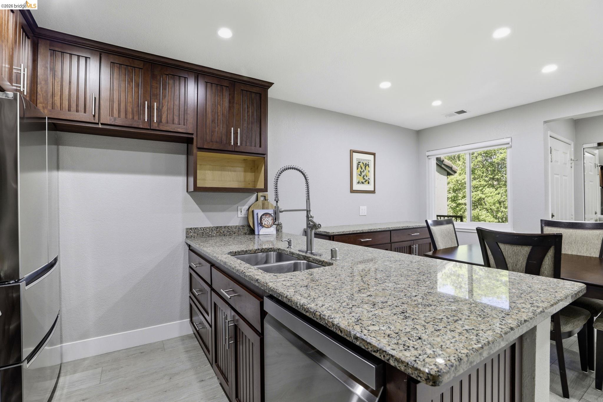 Photo #8: 41130095 Listing: Photo #8