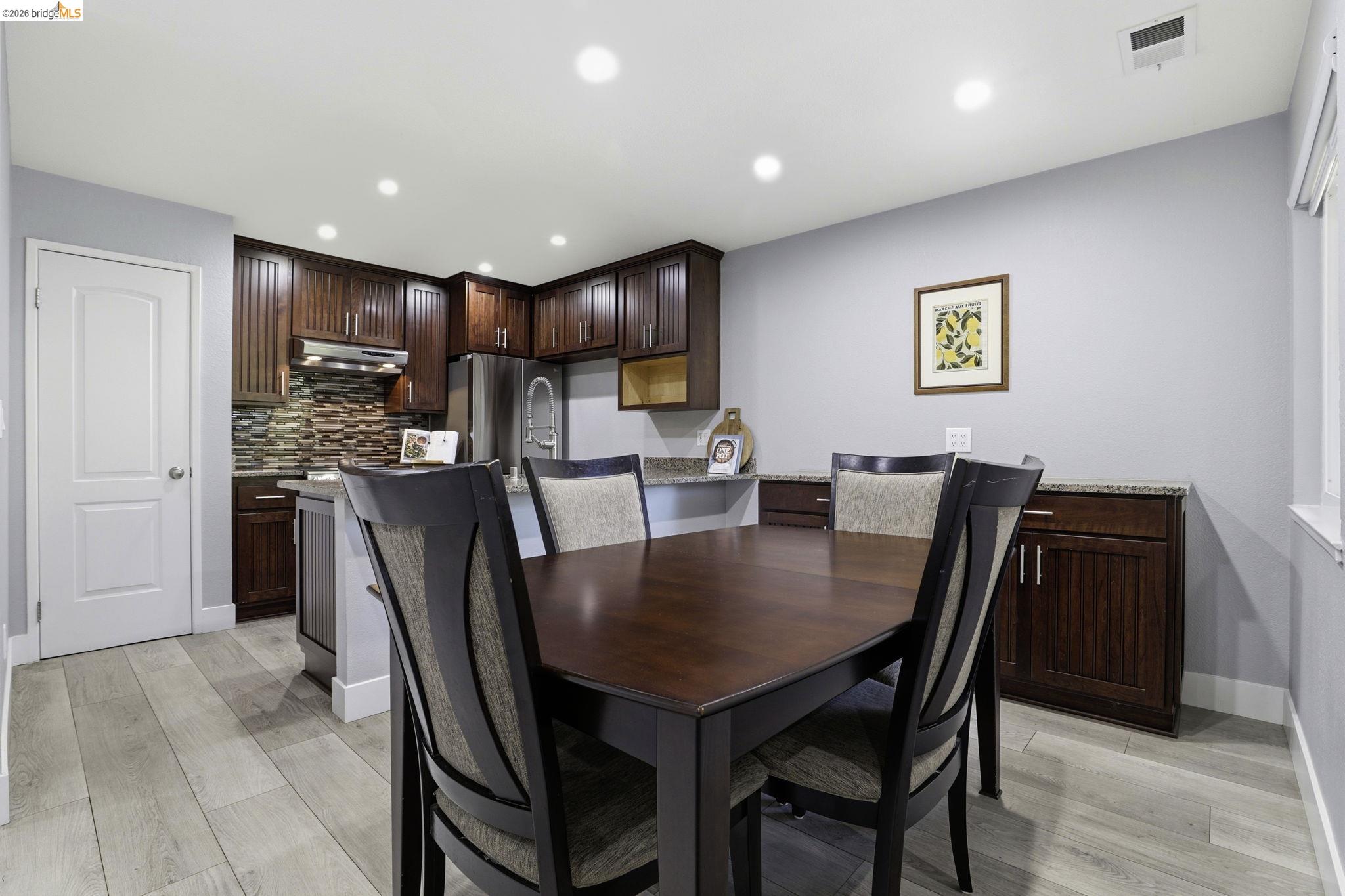 Photo #9: 41130095 Listing: Photo #9