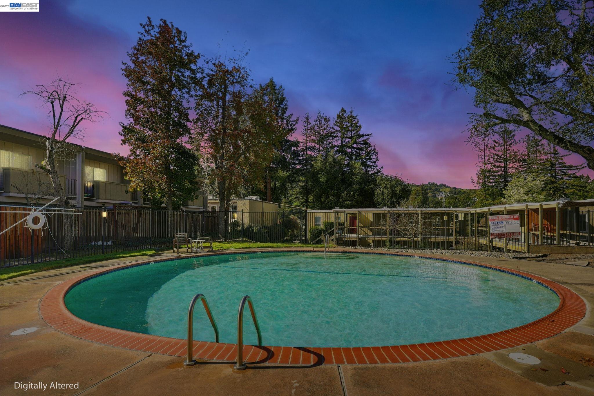Detail Gallery Image 33 of 38 For 651 Moraga Rd #12,  Moraga,  CA 94556 - 3 Beds | 2 Baths