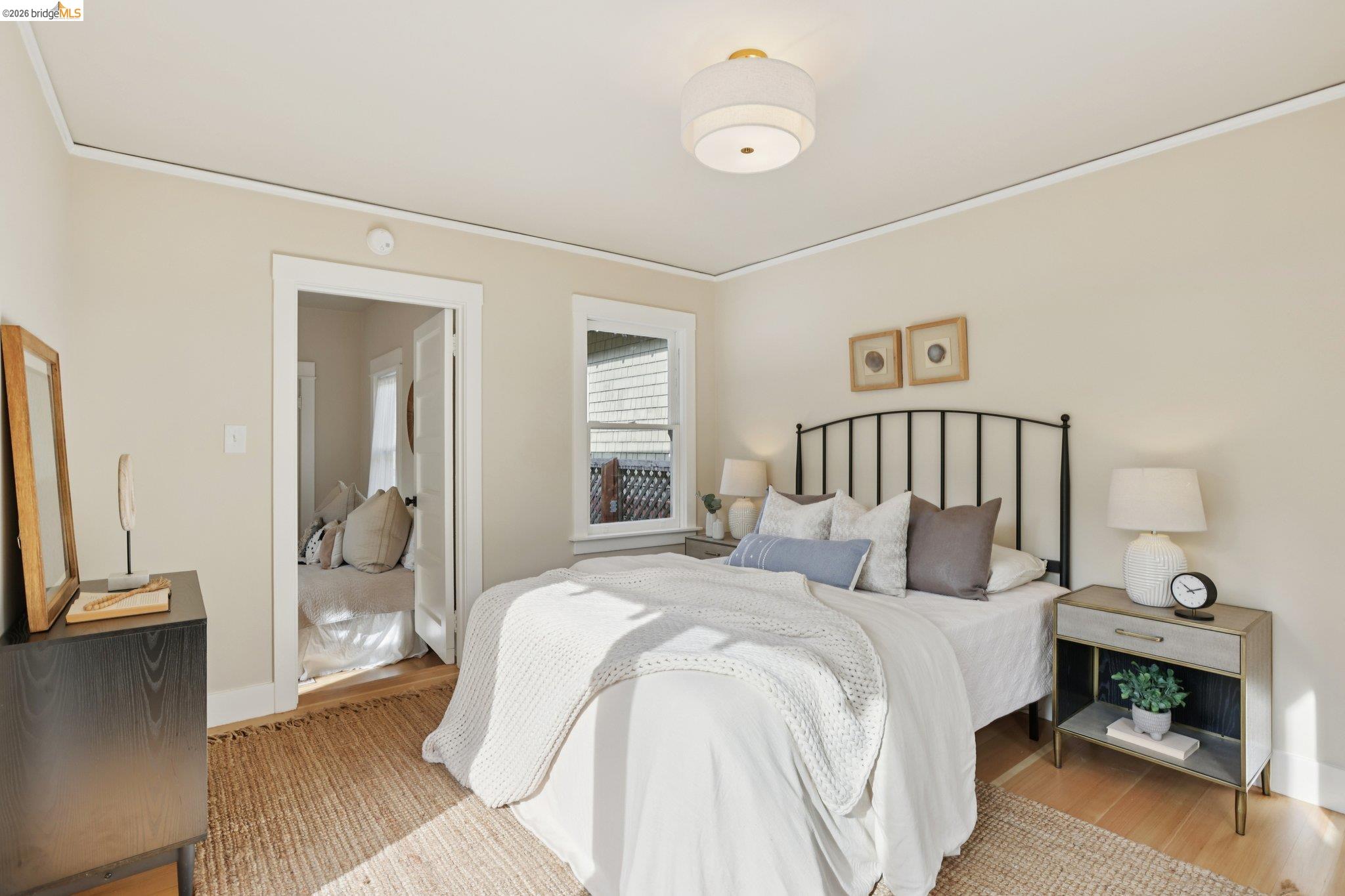 Detail Gallery Image 21 of 31 For 216 John St, Oakland,  CA 94611 - 3 Beds | 1 Baths