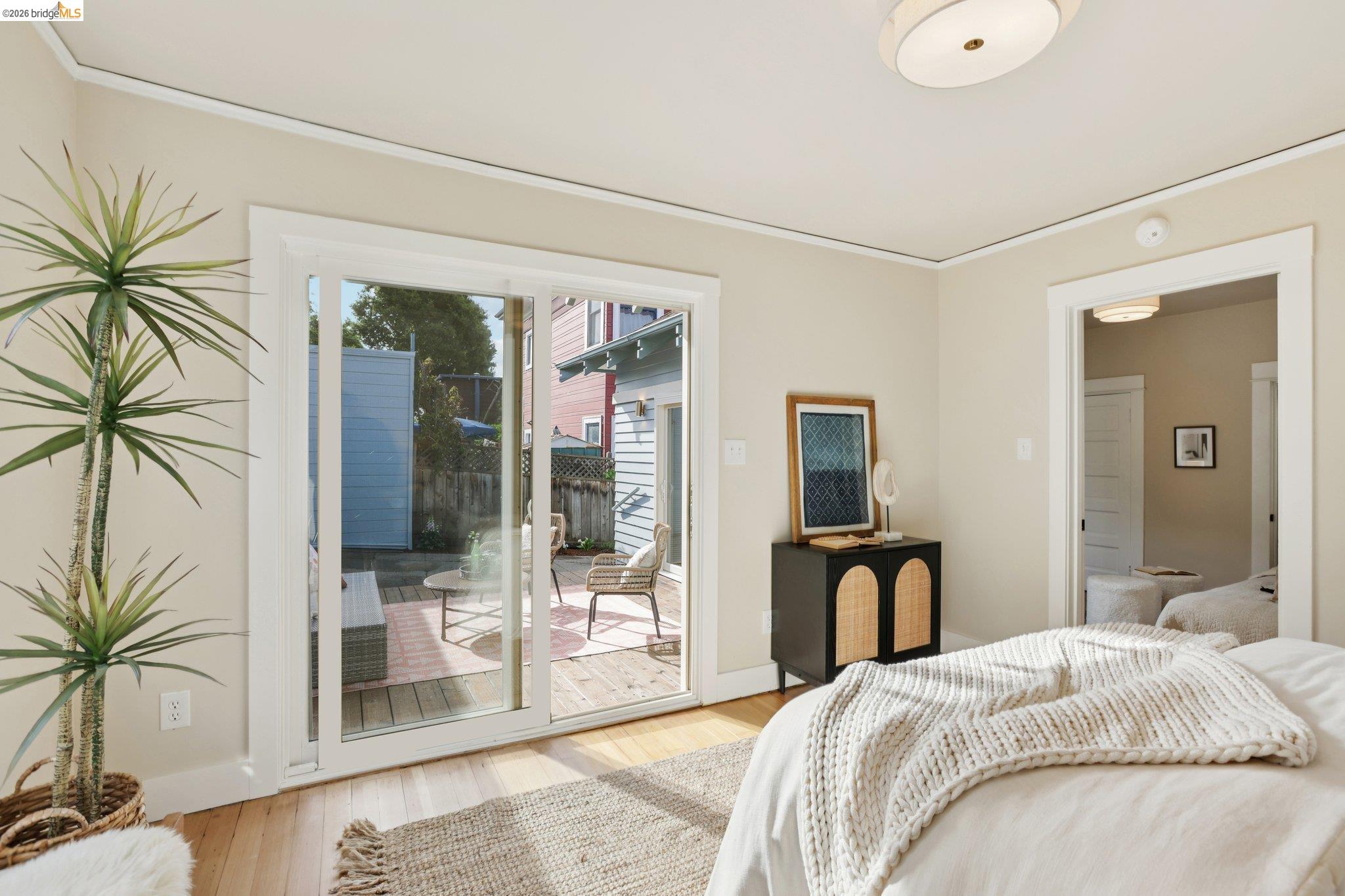 Detail Gallery Image 22 of 31 For 216 John St, Oakland,  CA 94611 - 3 Beds | 1 Baths