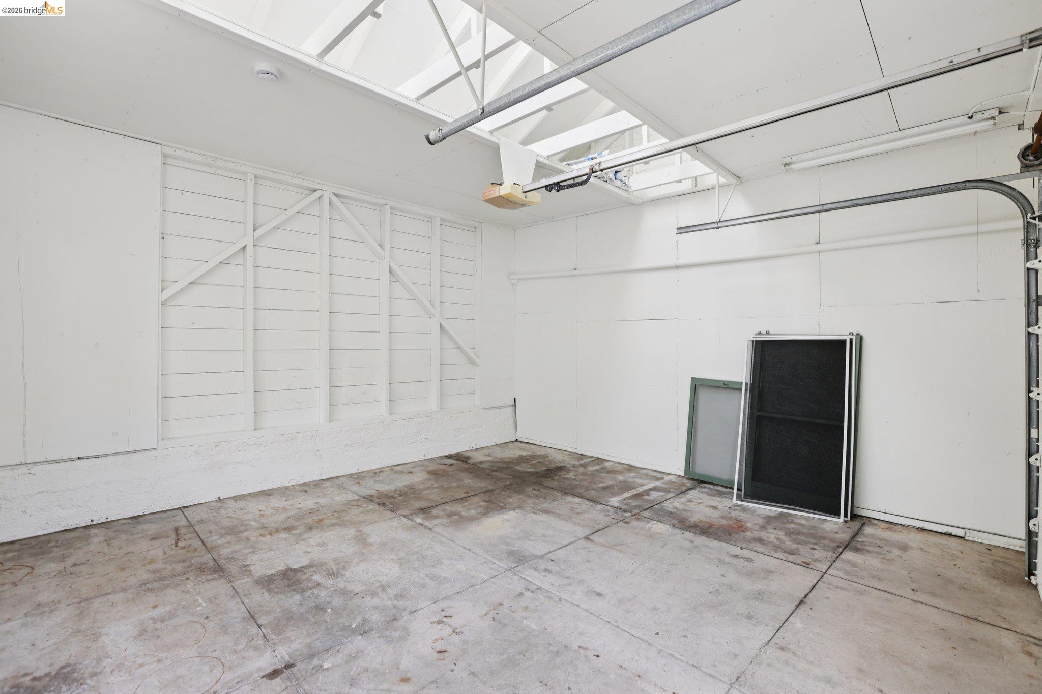 Detail Gallery Image 31 of 31 For 216 John St, Oakland,  CA 94611 - 3 Beds | 1 Baths