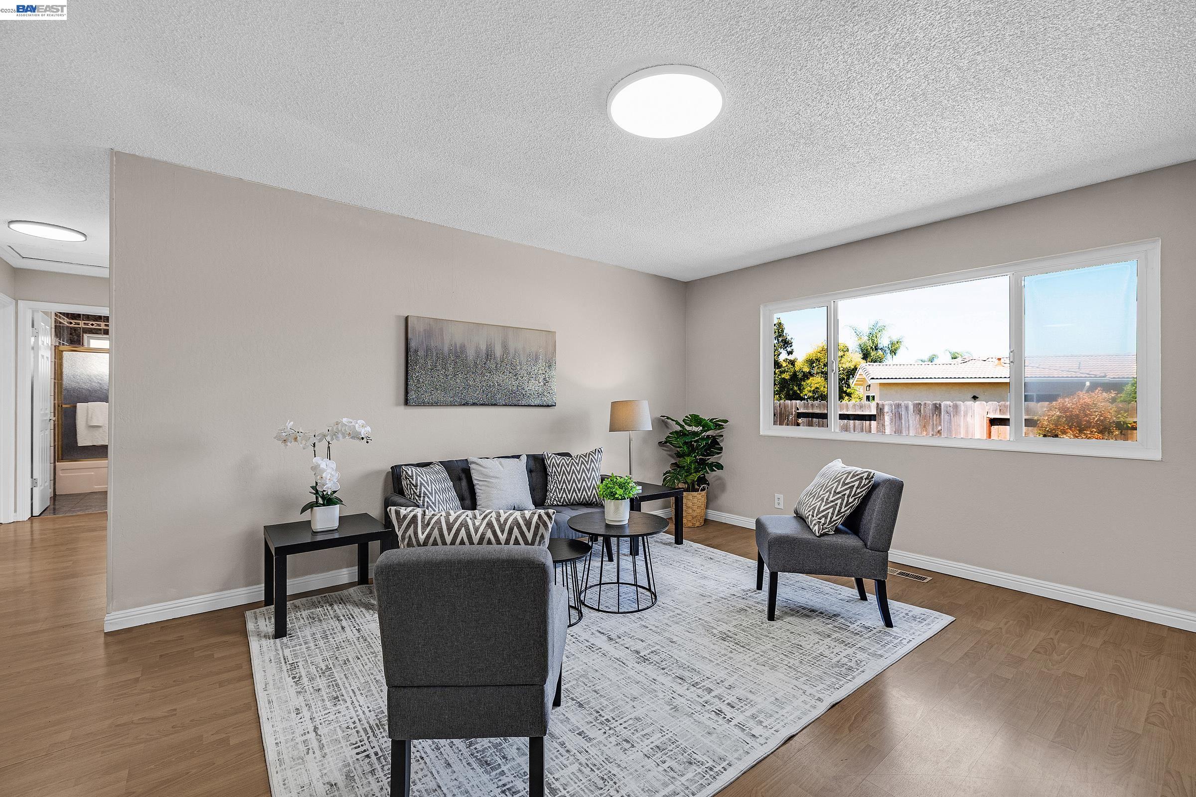 Detail Gallery Image 3 of 33 For 2636 Rainier Ct, Union City,  CA 94587 - 3 Beds | 2 Baths