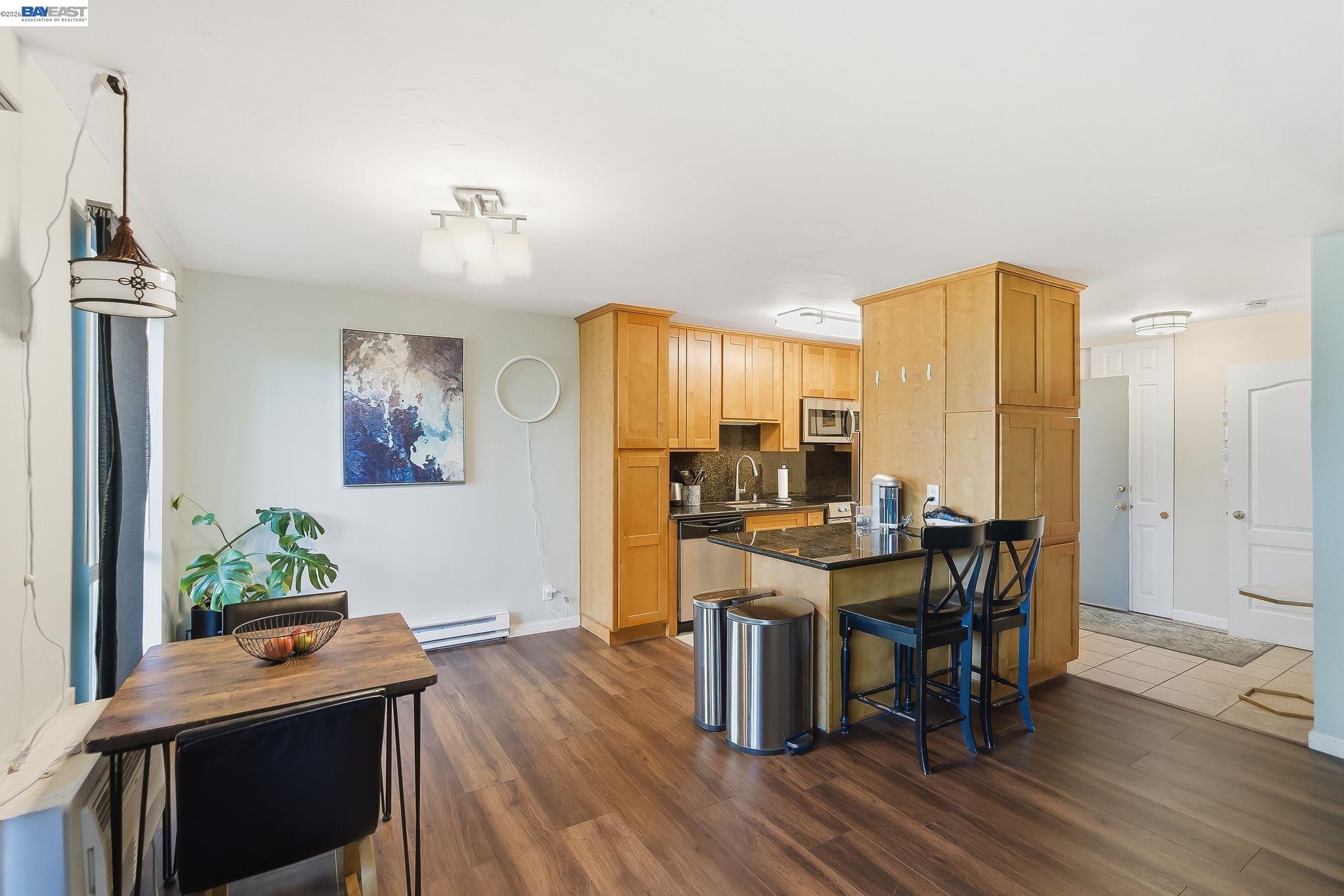 Photo #5: 41130120 Listing: Photo #5