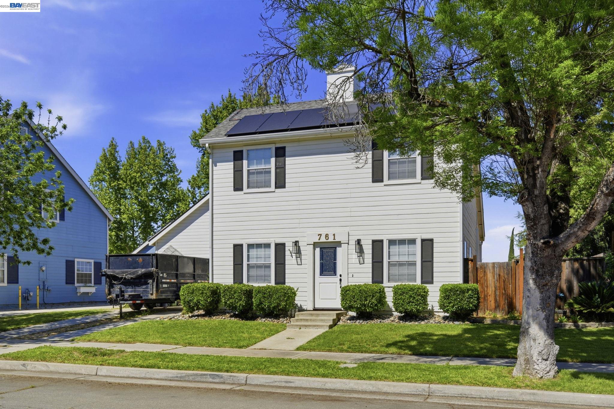 Detail Gallery Image 2 of 32 For 761 Heritage Pl, Tracy,  CA 95377 - 3 Beds | 2 Baths