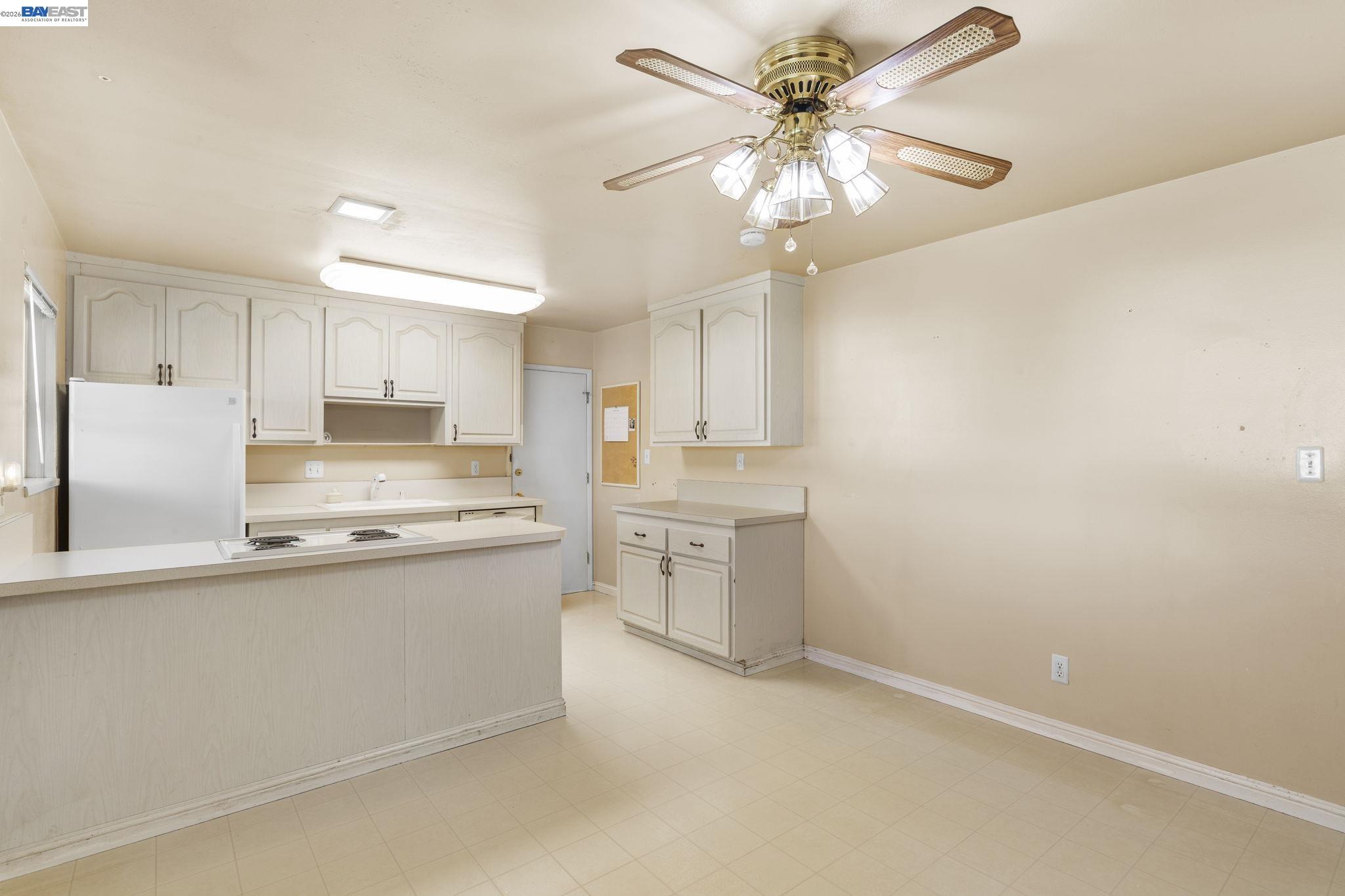 Detail Gallery Image 10 of 46 For 35446 Cleremont Dr, Newark,  CA 94560 - 3 Beds | 2 Baths