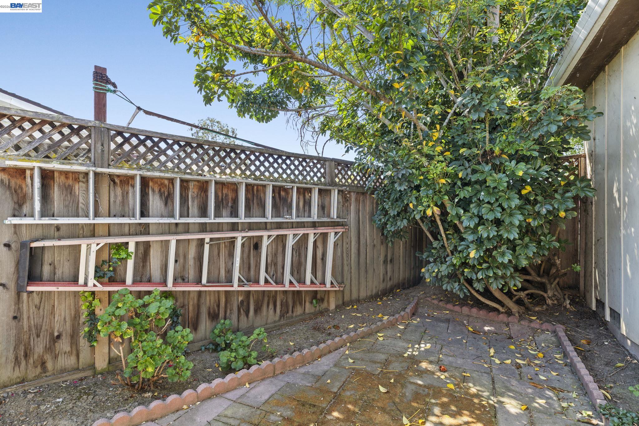 Detail Gallery Image 40 of 46 For 35446 Cleremont Dr, Newark,  CA 94560 - 3 Beds | 2 Baths