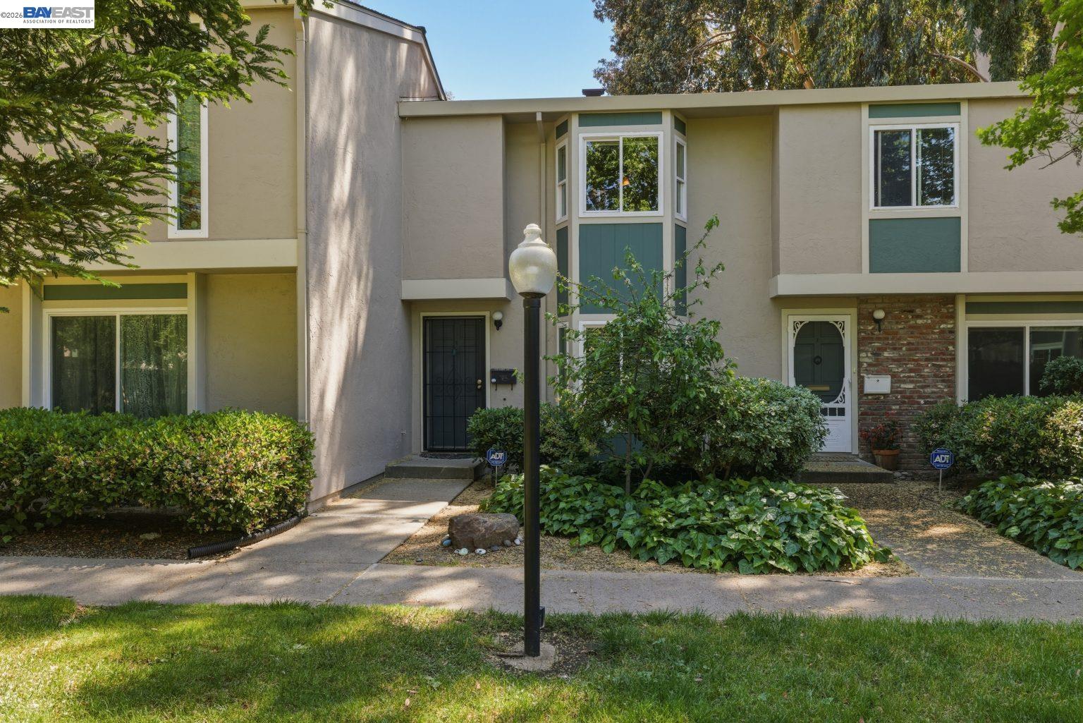 Photo #2: 41130133 Listing: Photo #2