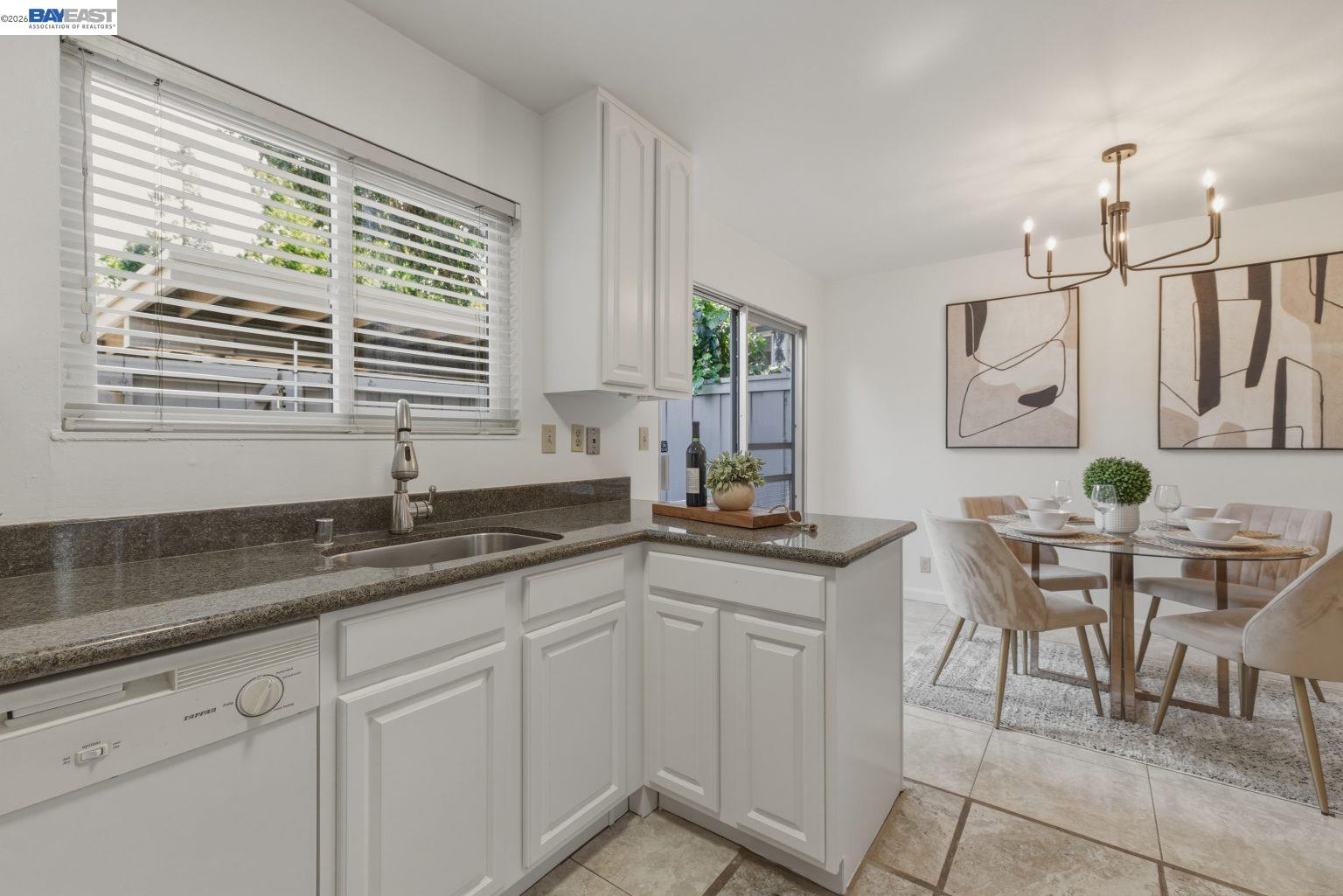 Photo #11: 41130133 Listing: Photo #11