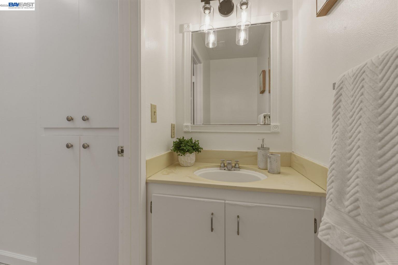 Photo #16: 41130133 Listing: Photo #16