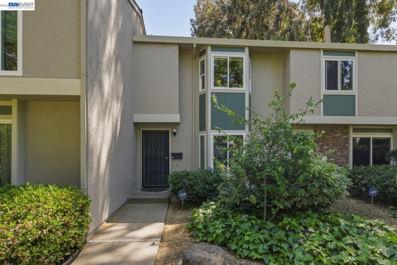 Photo #3: 41130133 Listing: Photo #3