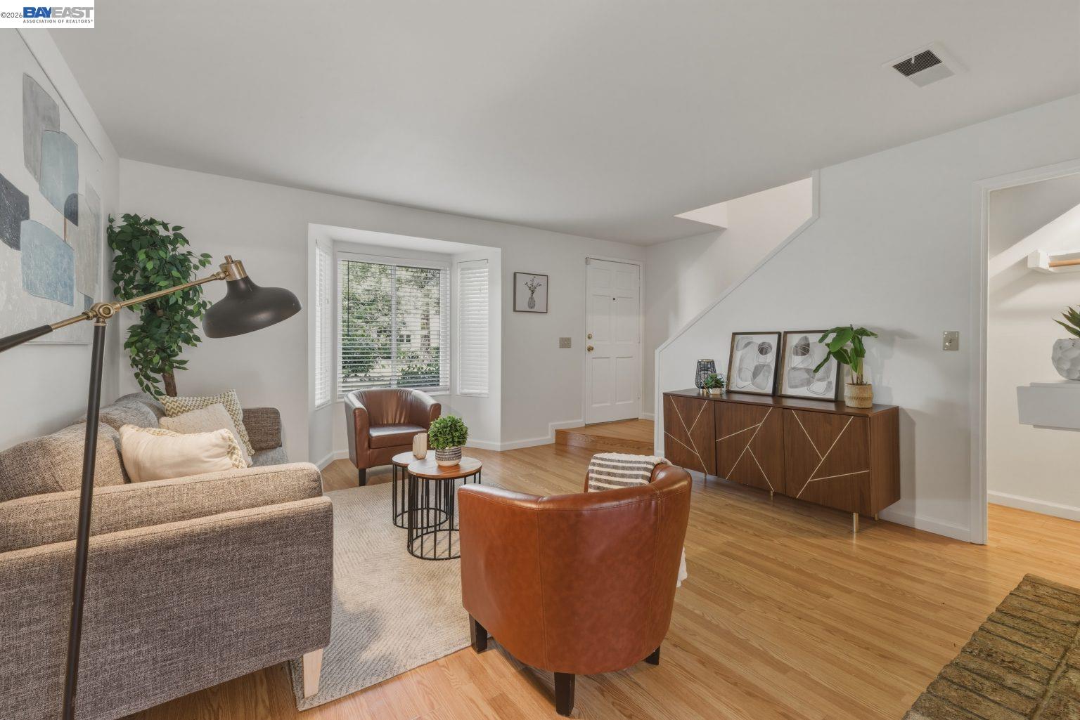 Photo #5: 41130133 Listing: Photo #5