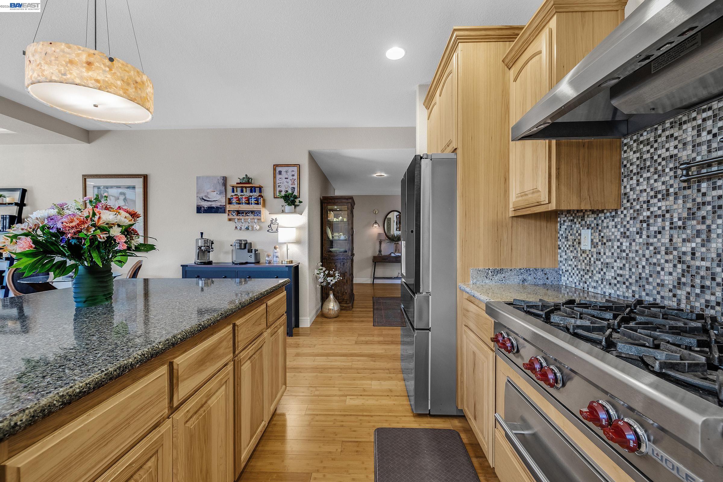 Detail Gallery Image 14 of 39 For 34515 Bentley Ct, Fremont,  CA 94555 - 4 Beds | 2 Baths