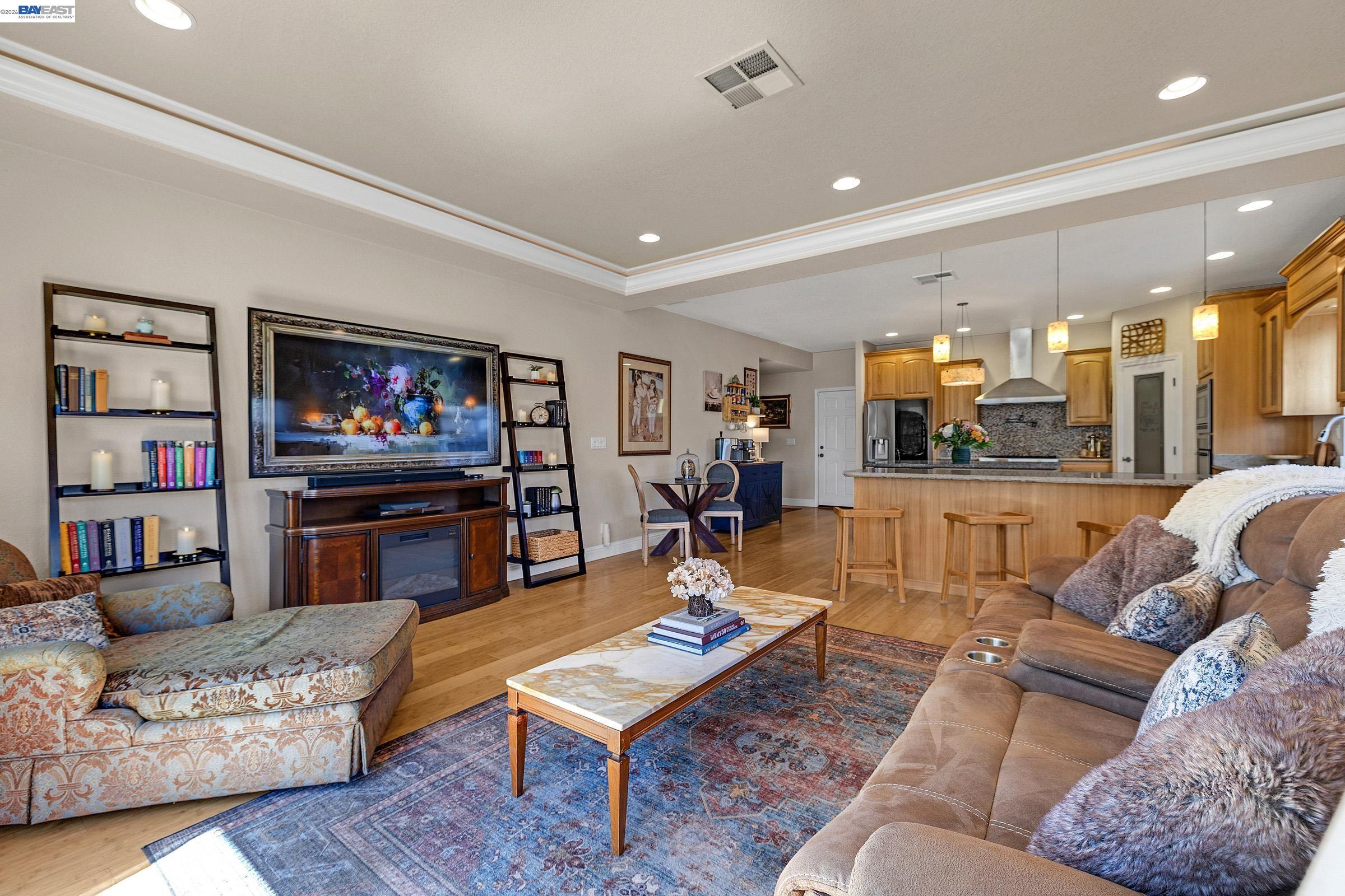 Detail Gallery Image 17 of 39 For 34515 Bentley Ct, Fremont,  CA 94555 - 4 Beds | 2 Baths