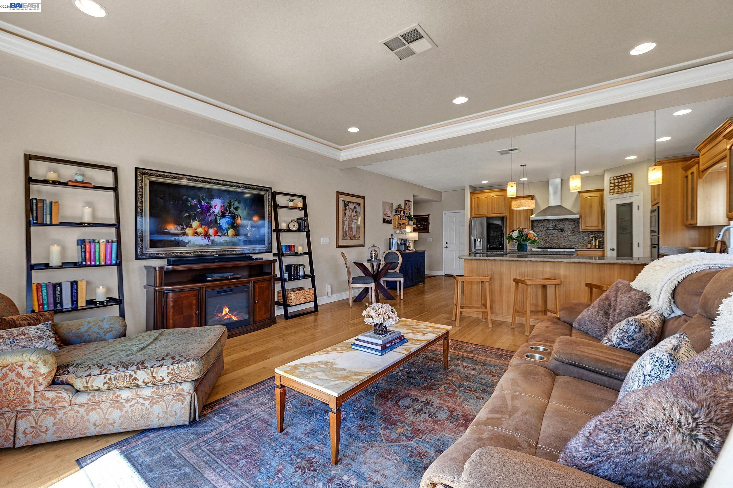 Detail Gallery Image 19 of 39 For 34515 Bentley Ct, Fremont,  CA 94555 - 4 Beds | 2 Baths