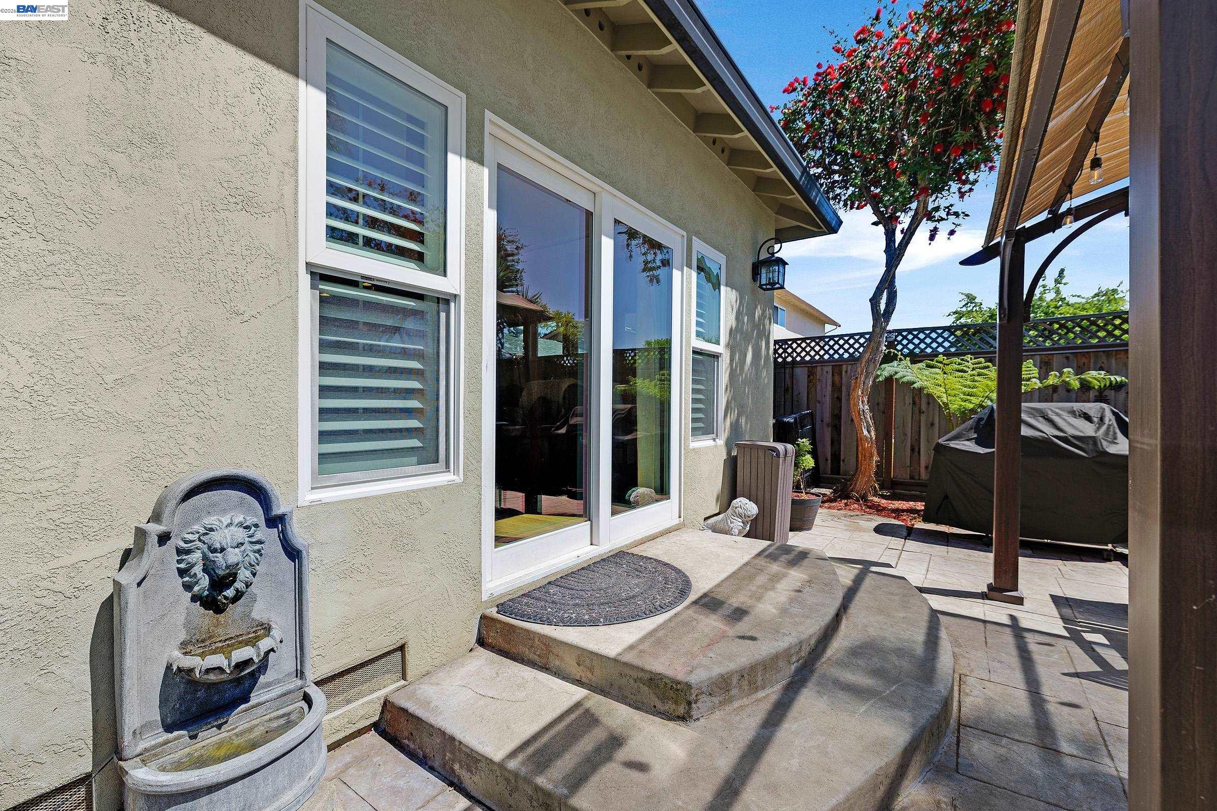 Detail Gallery Image 33 of 39 For 34515 Bentley Ct, Fremont,  CA 94555 - 4 Beds | 2 Baths