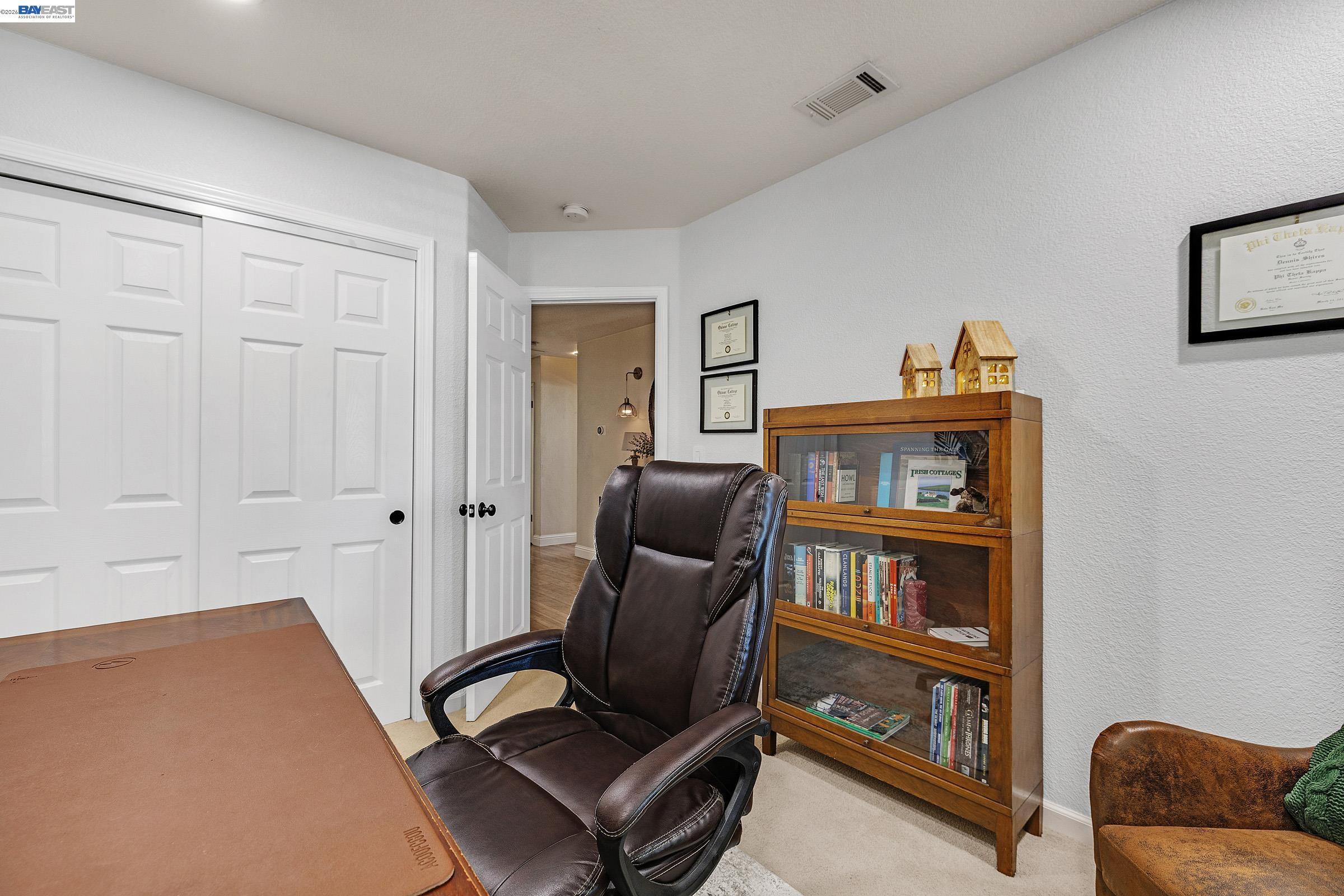 Detail Gallery Image 9 of 39 For 34515 Bentley Ct, Fremont,  CA 94555 - 4 Beds | 2 Baths