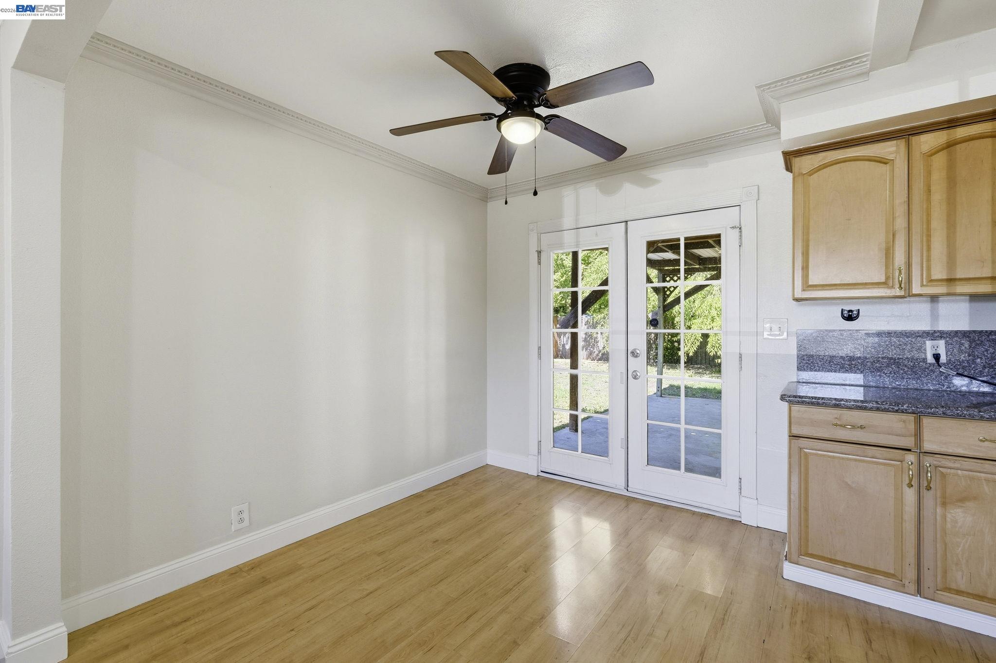 Detail Gallery Image 13 of 33 For 2943 Richard Ave, Concord,  CA 94520 - 3 Beds | 2 Baths