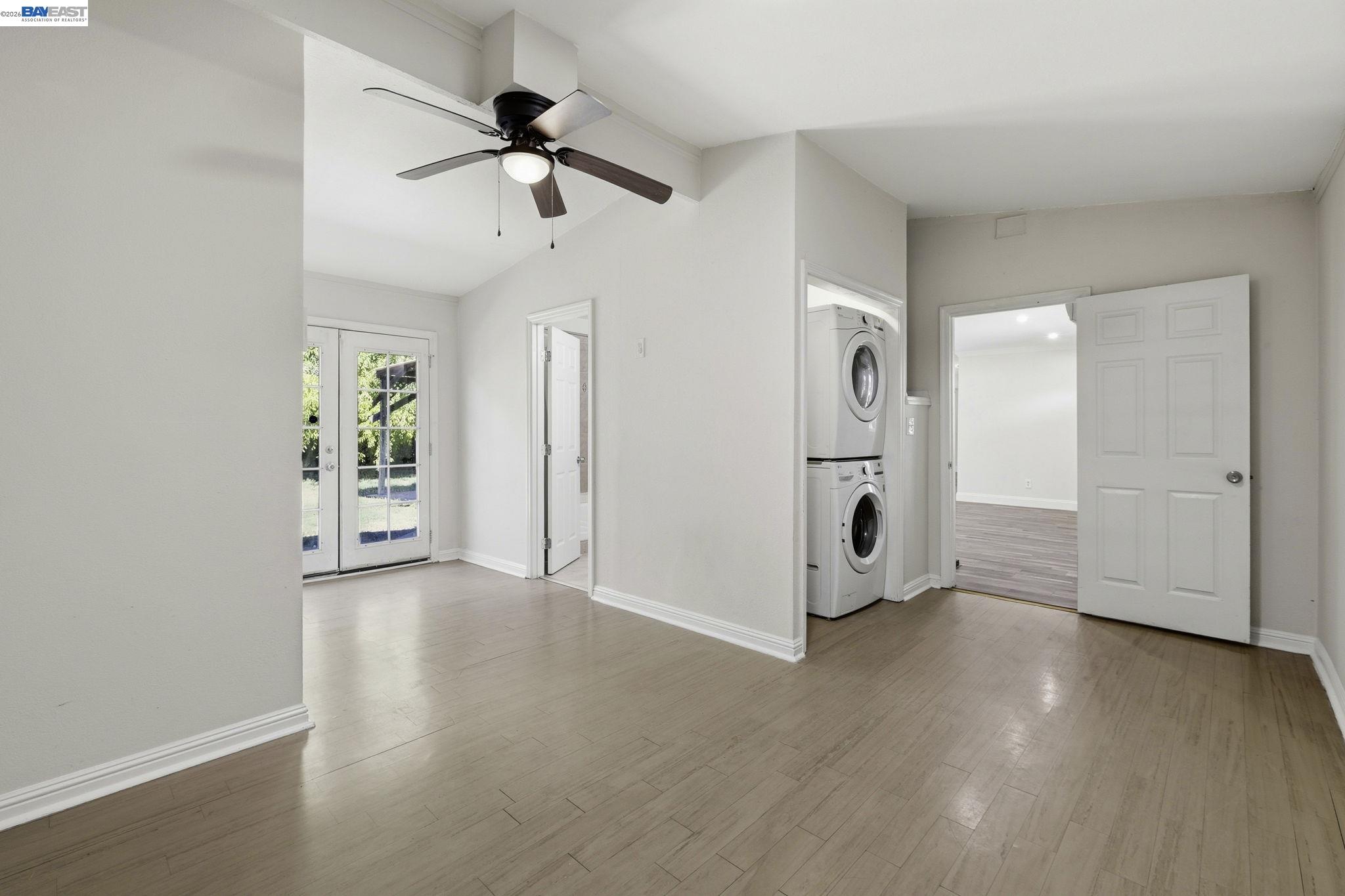 Detail Gallery Image 24 of 33 For 2943 Richard Ave, Concord,  CA 94520 - 3 Beds | 2 Baths