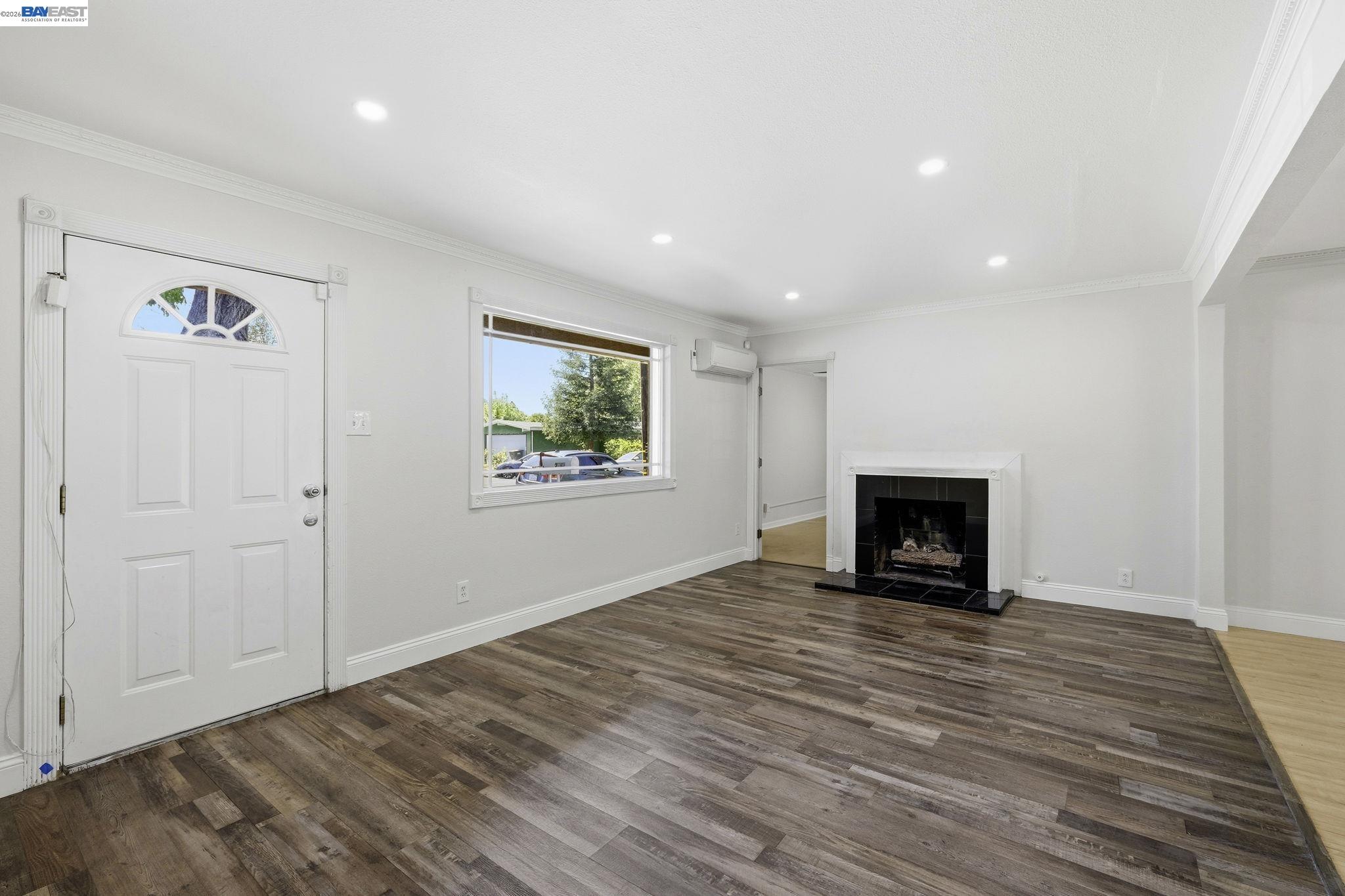 Detail Gallery Image 6 of 33 For 2943 Richard Ave, Concord,  CA 94520 - 3 Beds | 2 Baths