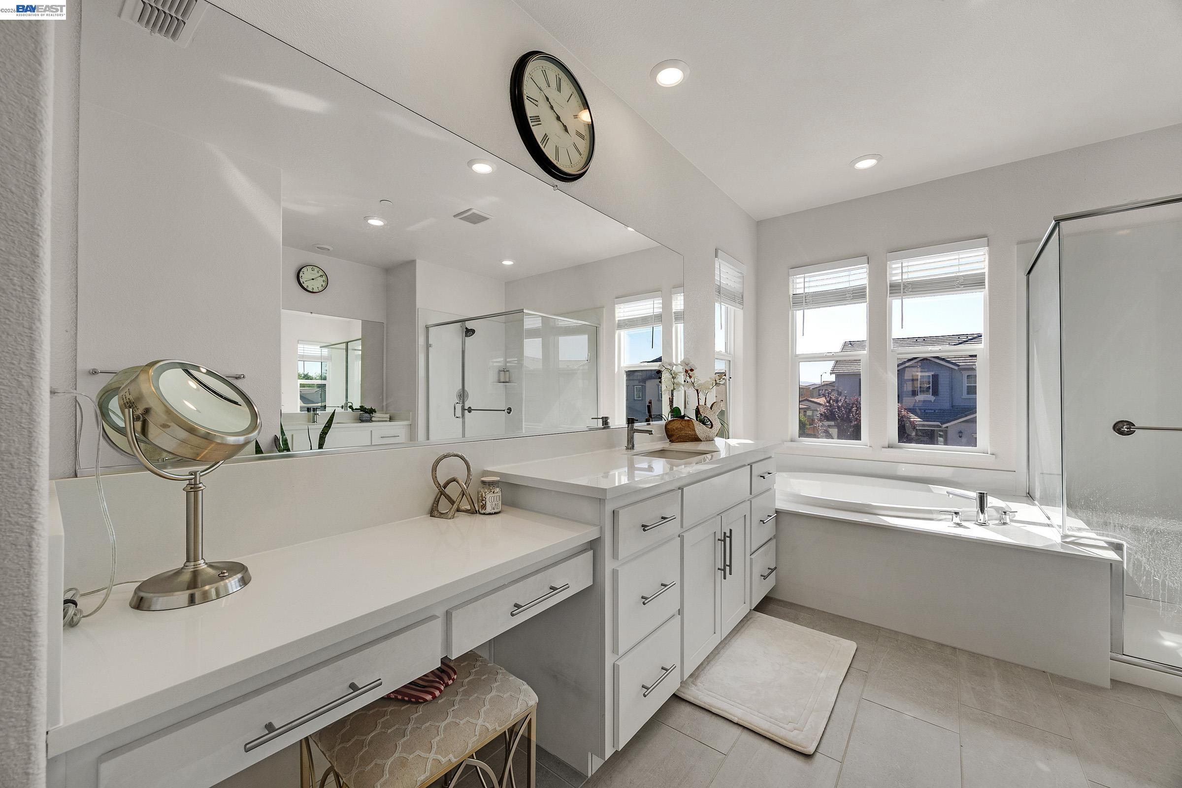 Detail Gallery Image 22 of 33 For 1710 Flora Way, Tracy,  CA 95376 - 4 Beds | 3 Baths