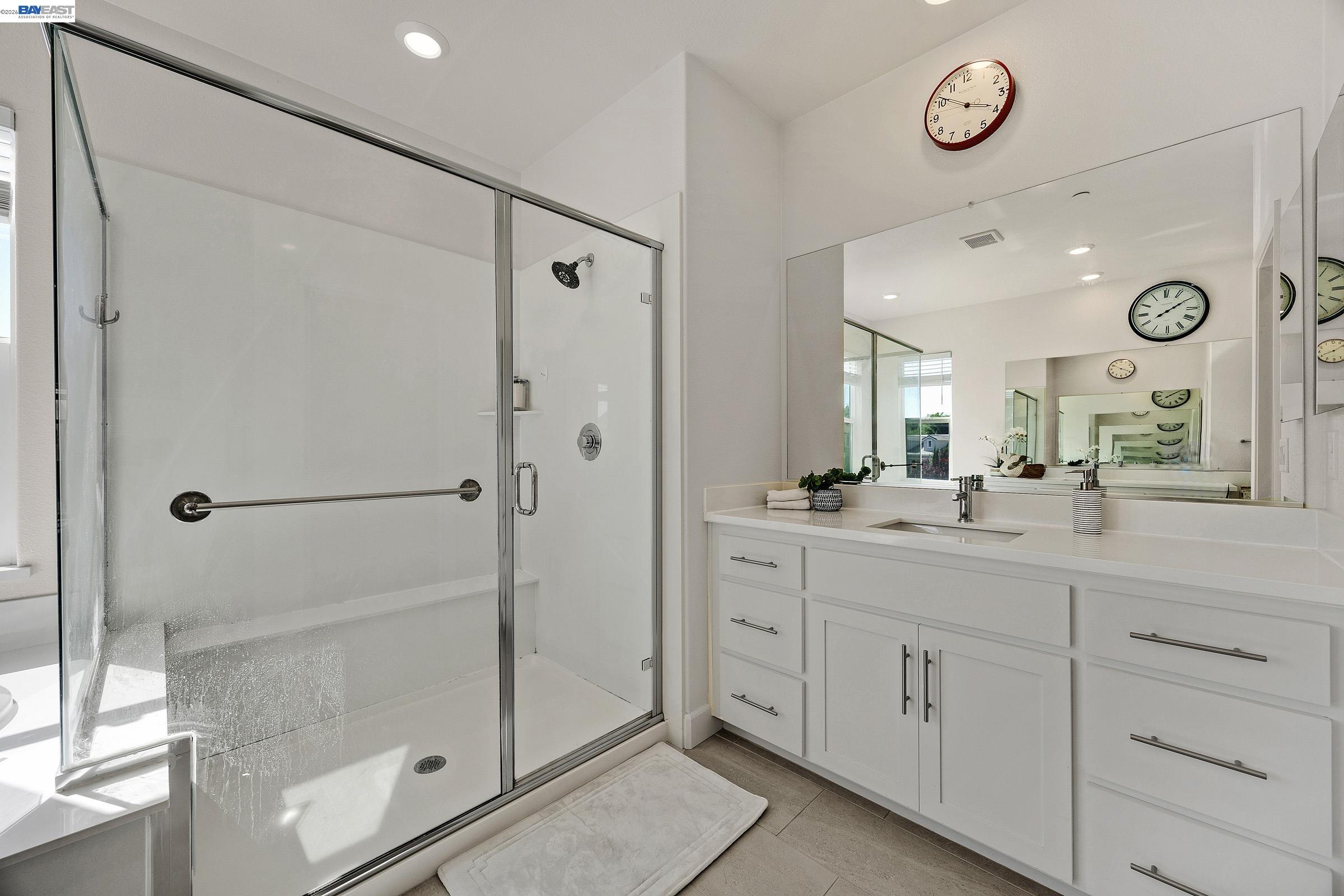 Detail Gallery Image 23 of 33 For 1710 Flora Way, Tracy,  CA 95376 - 4 Beds | 3 Baths