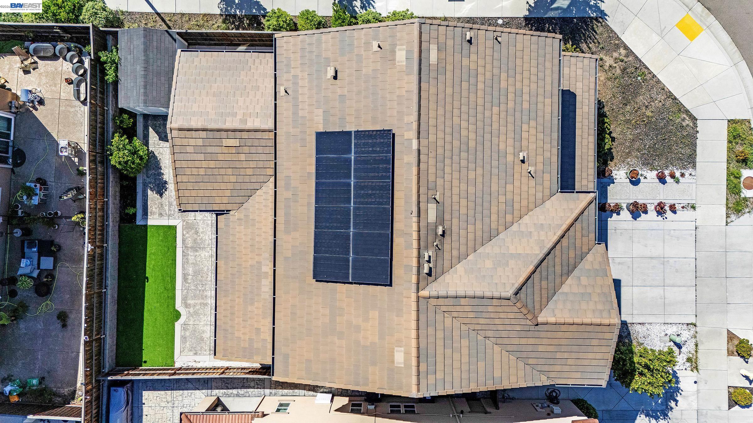 Detail Gallery Image 28 of 33 For 1710 Flora Way, Tracy,  CA 95376 - 4 Beds | 3 Baths