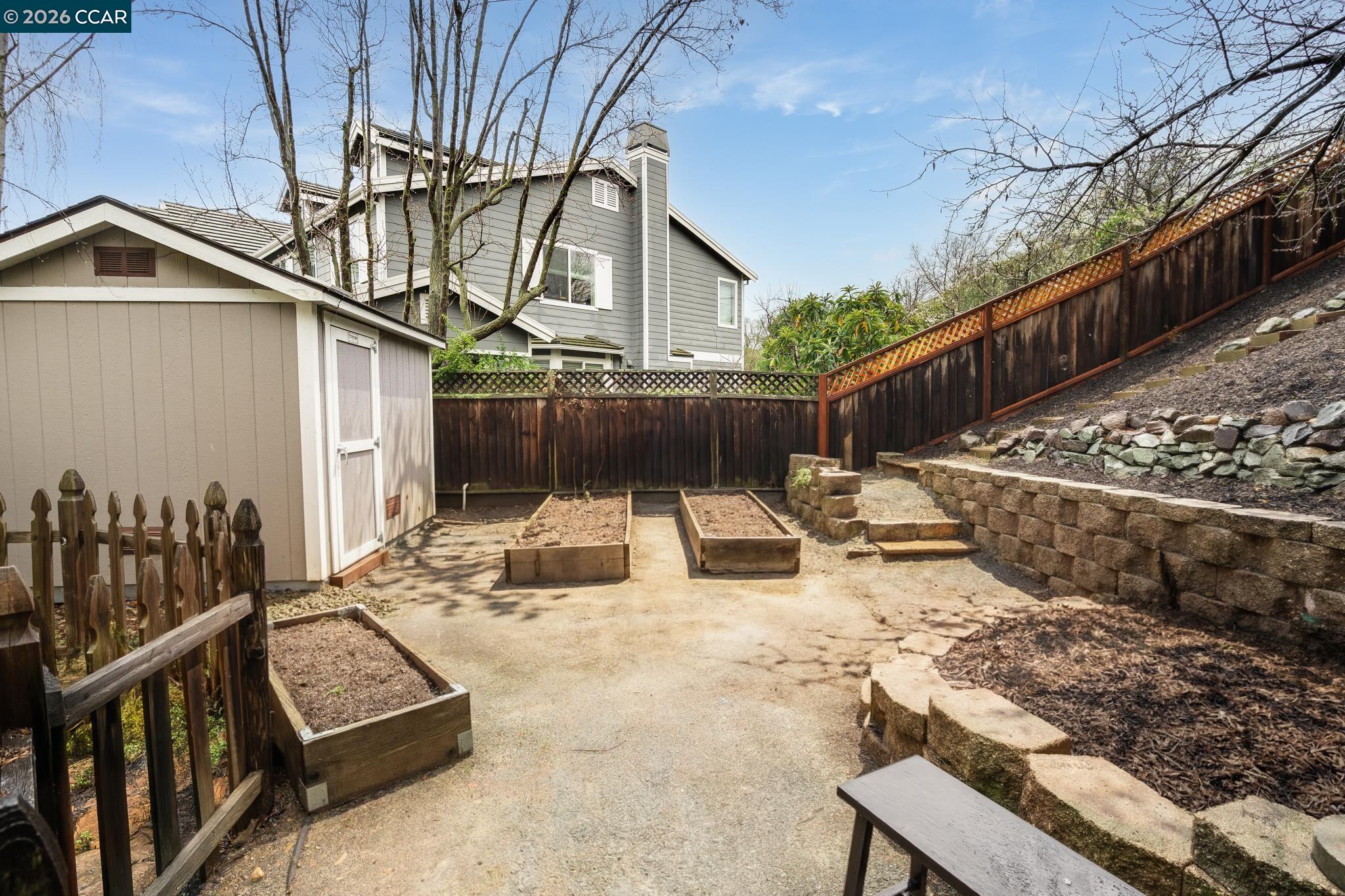 Detail Gallery Image 45 of 47 For 298 Sullivan Ct, Pleasanton,  CA 94566 - 5 Beds | 4/1 Baths