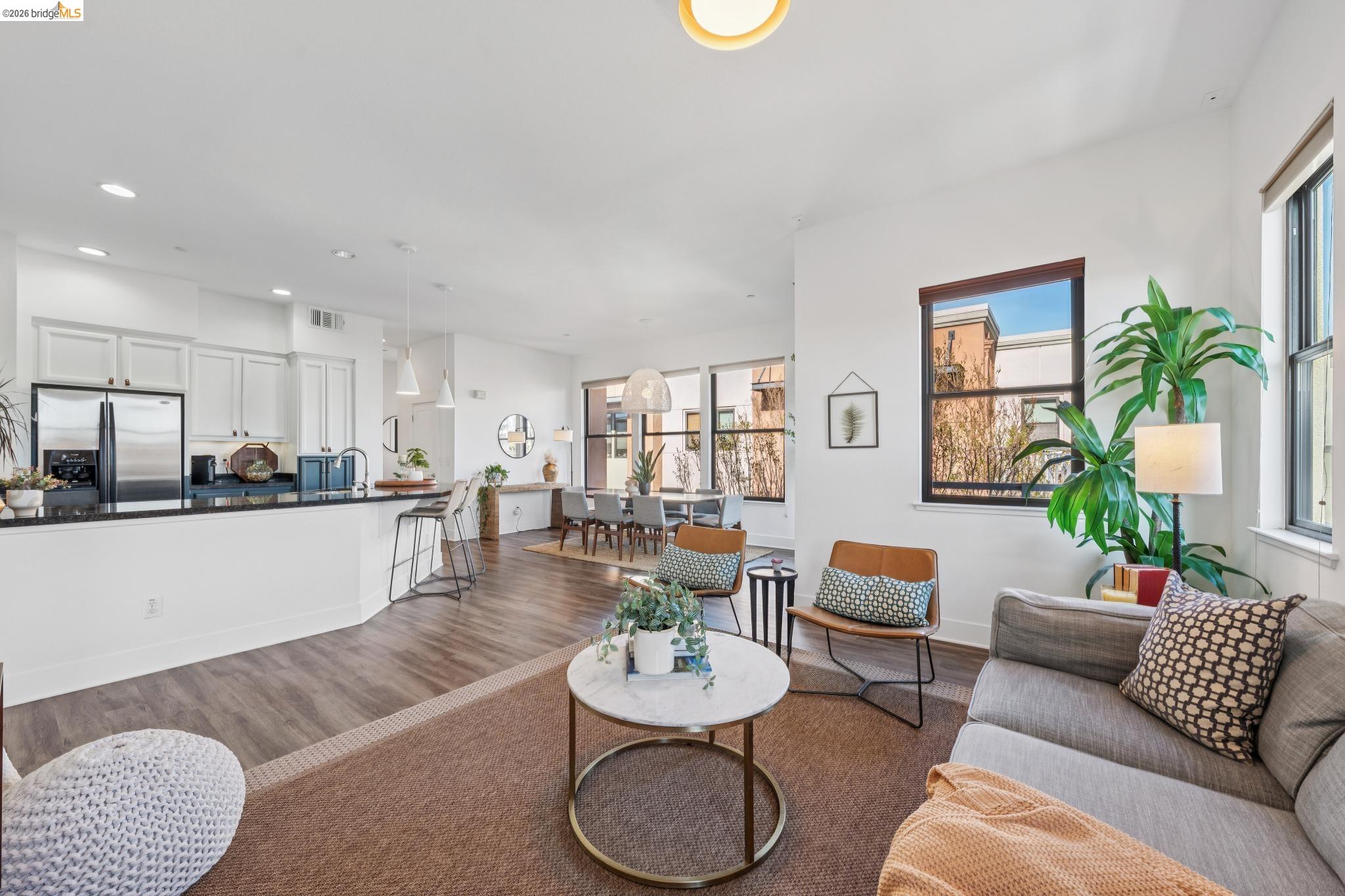 Photo #2: 41130155 Listing: Photo #2