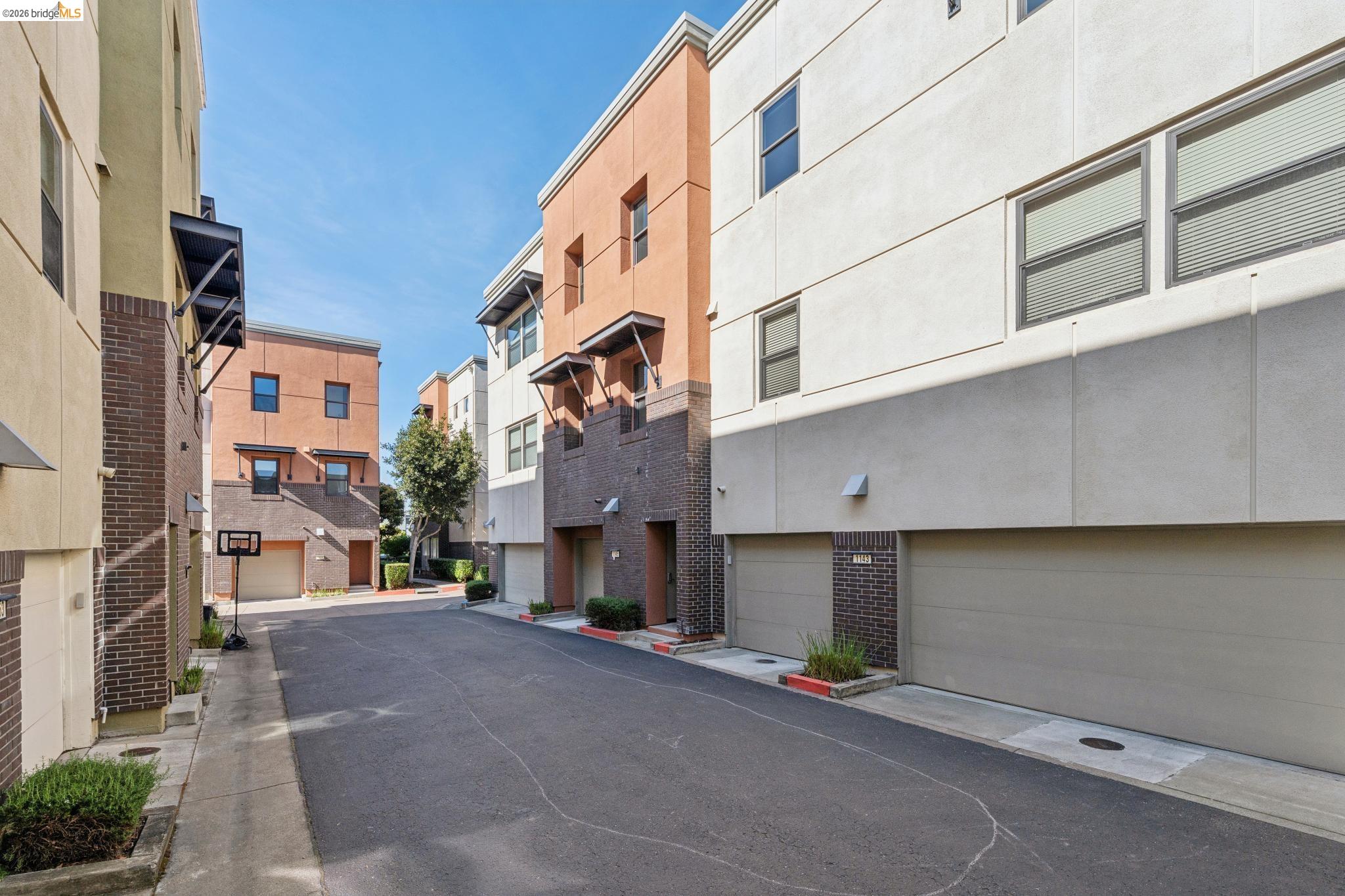 Photo #44: 41130155 Listing: Photo #44