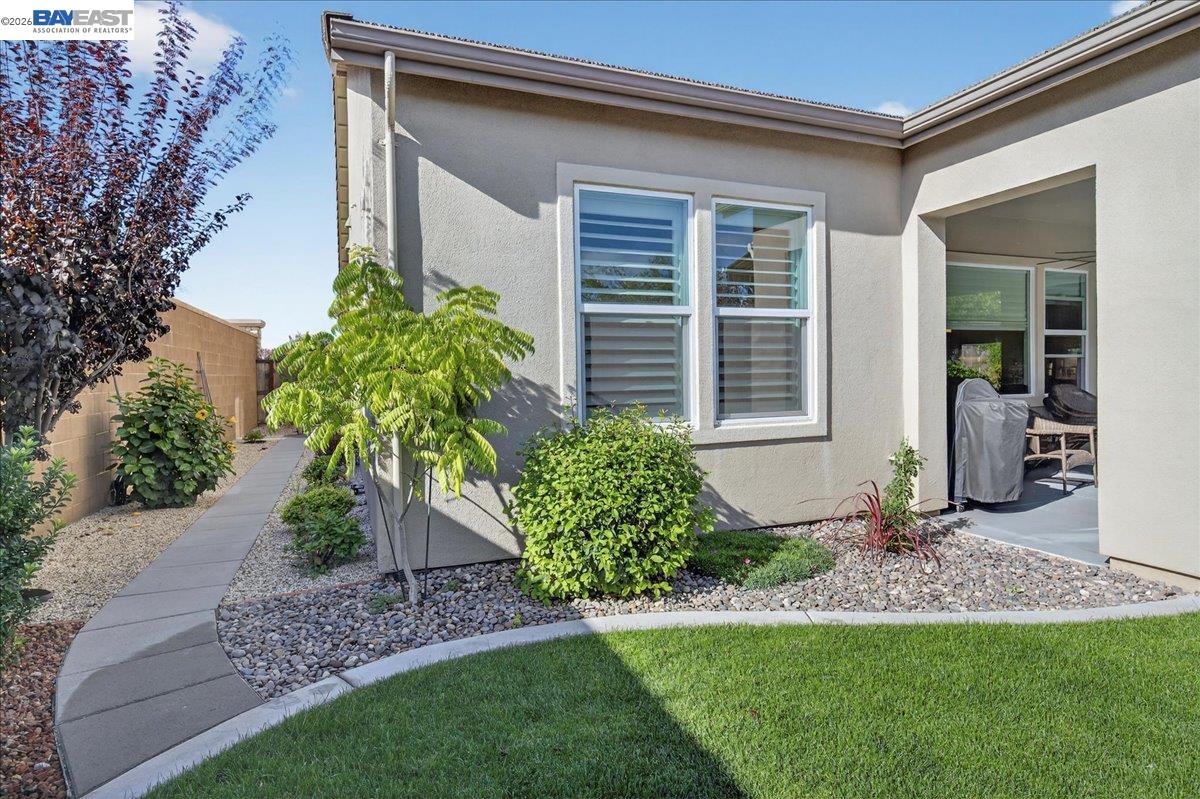 Detail Gallery Image 31 of 41 For 1560 Empire, Lodi,  CA 95242 - 3 Beds | 3 Baths