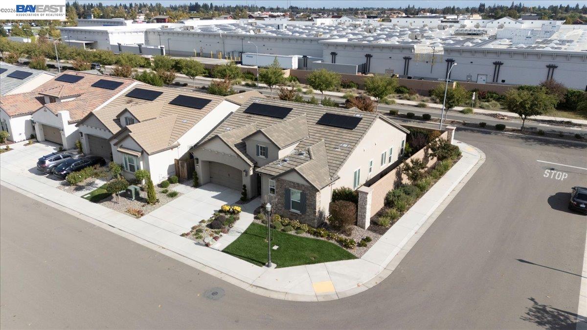 Detail Gallery Image 36 of 41 For 1560 Empire, Lodi,  CA 95242 - 3 Beds | 3 Baths