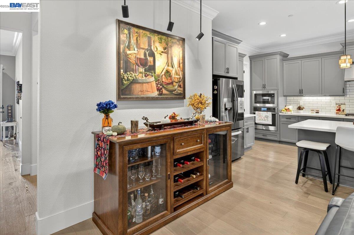 Detail Gallery Image 7 of 41 For 1560 Empire, Lodi,  CA 95242 - 3 Beds | 3 Baths