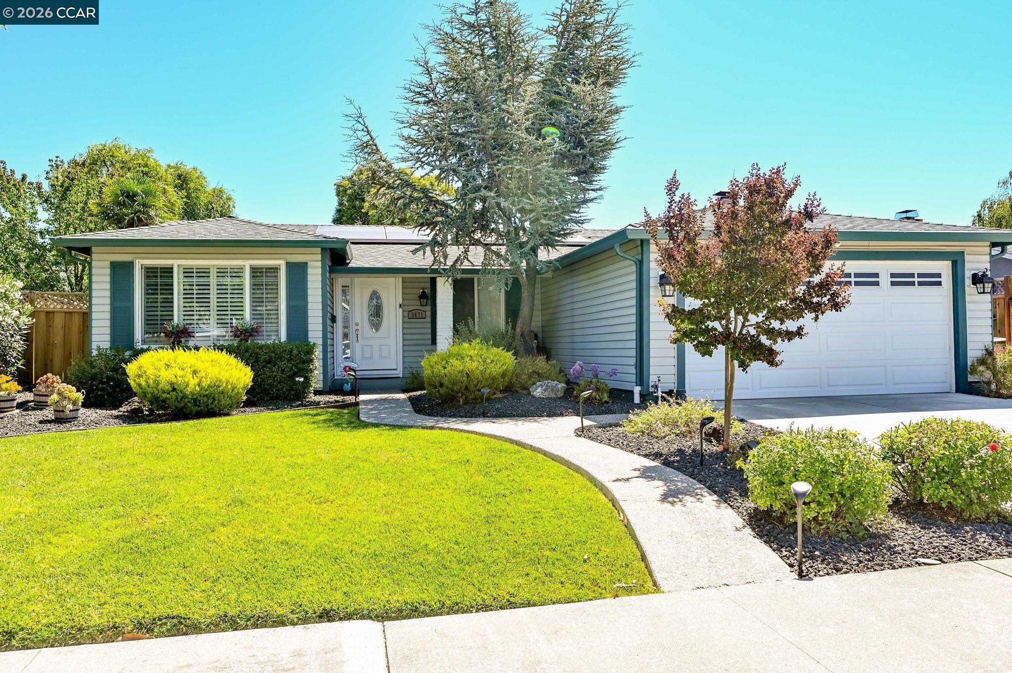 Detail Gallery Image 3 of 50 For 3671 Platt Ct, Pleasanton,  CA 94588 - 4 Beds | 2 Baths