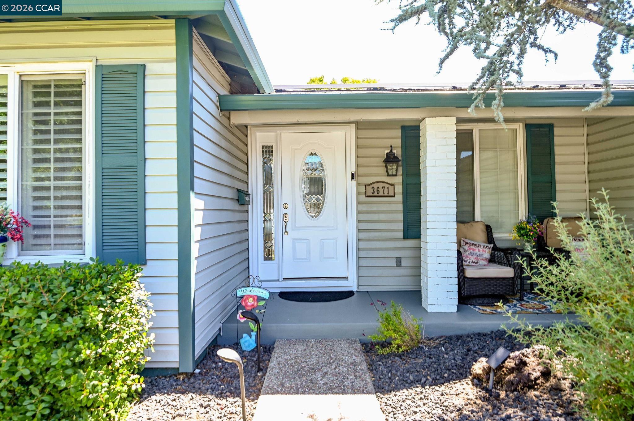 Detail Gallery Image 4 of 50 For 3671 Platt Ct, Pleasanton,  CA 94588 - 4 Beds | 2 Baths