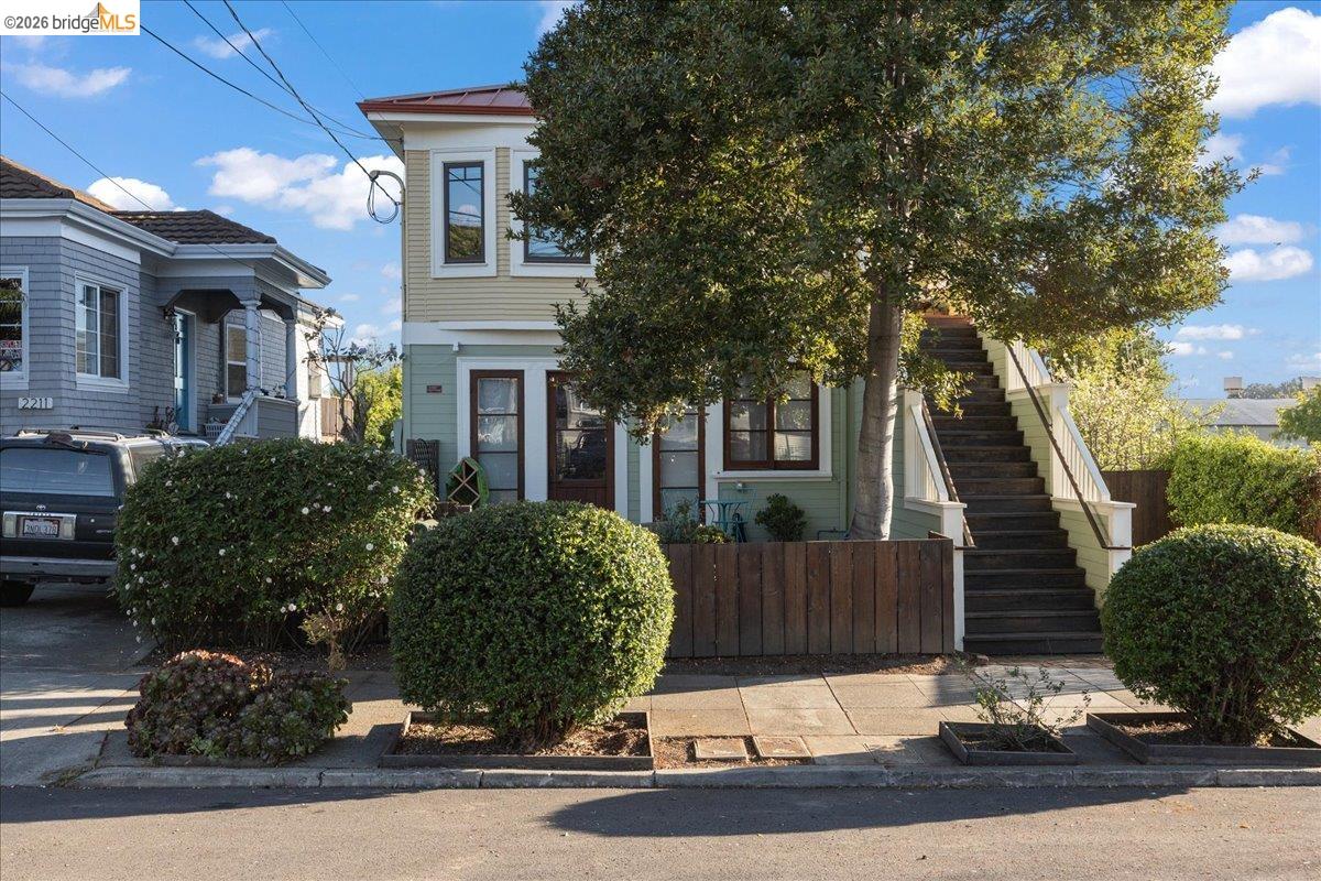 2201 Coloma St., Oakland, CA, 94602