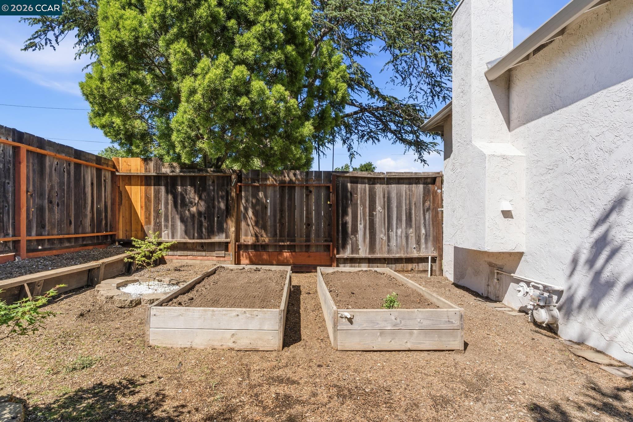 Detail Gallery Image 30 of 34 For 133 Claremont Ave, Vallejo,  CA 94590 - 2 Beds | 1 Baths