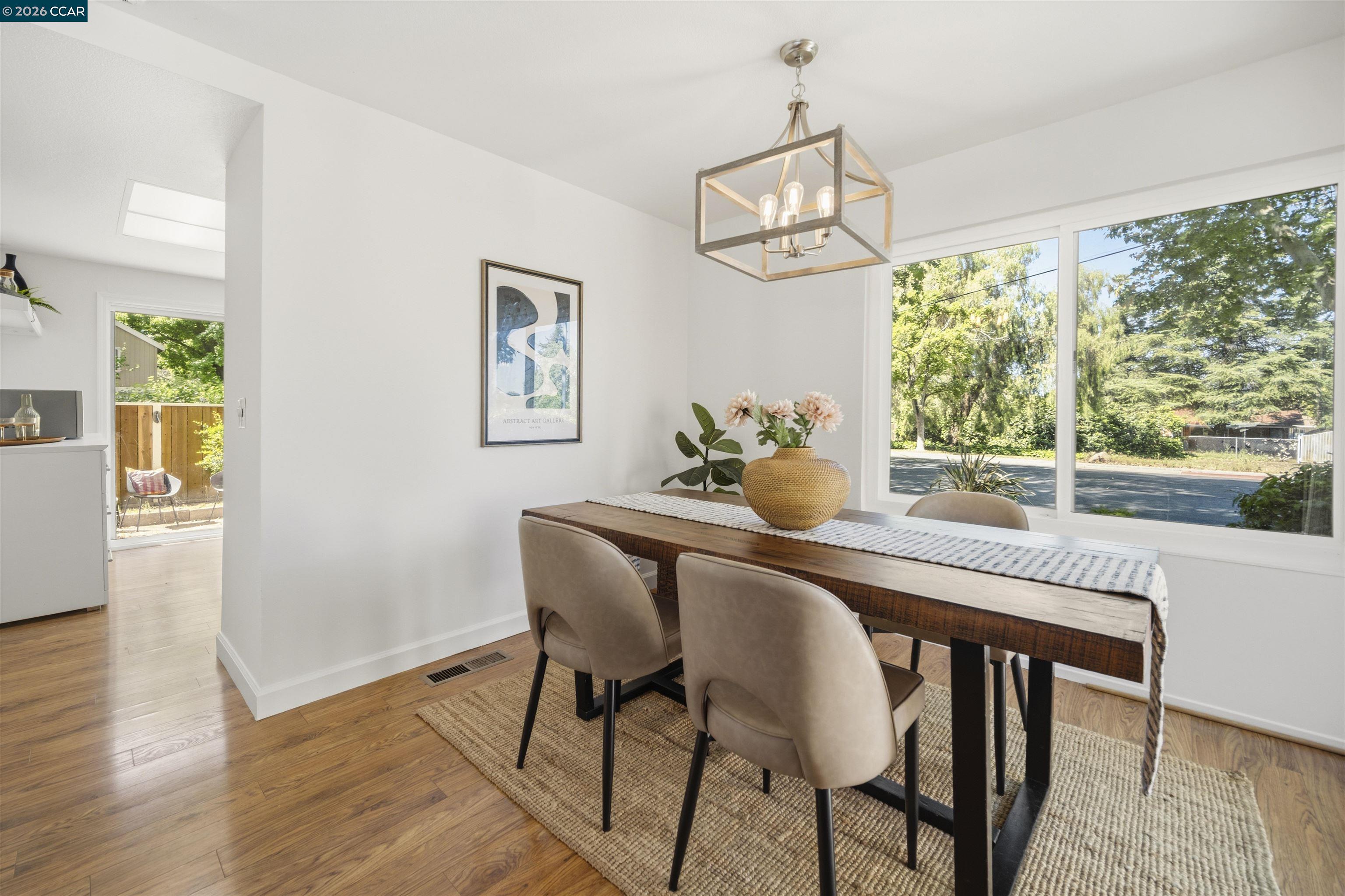 Photo #15: 41130172 Listing: Photo #15