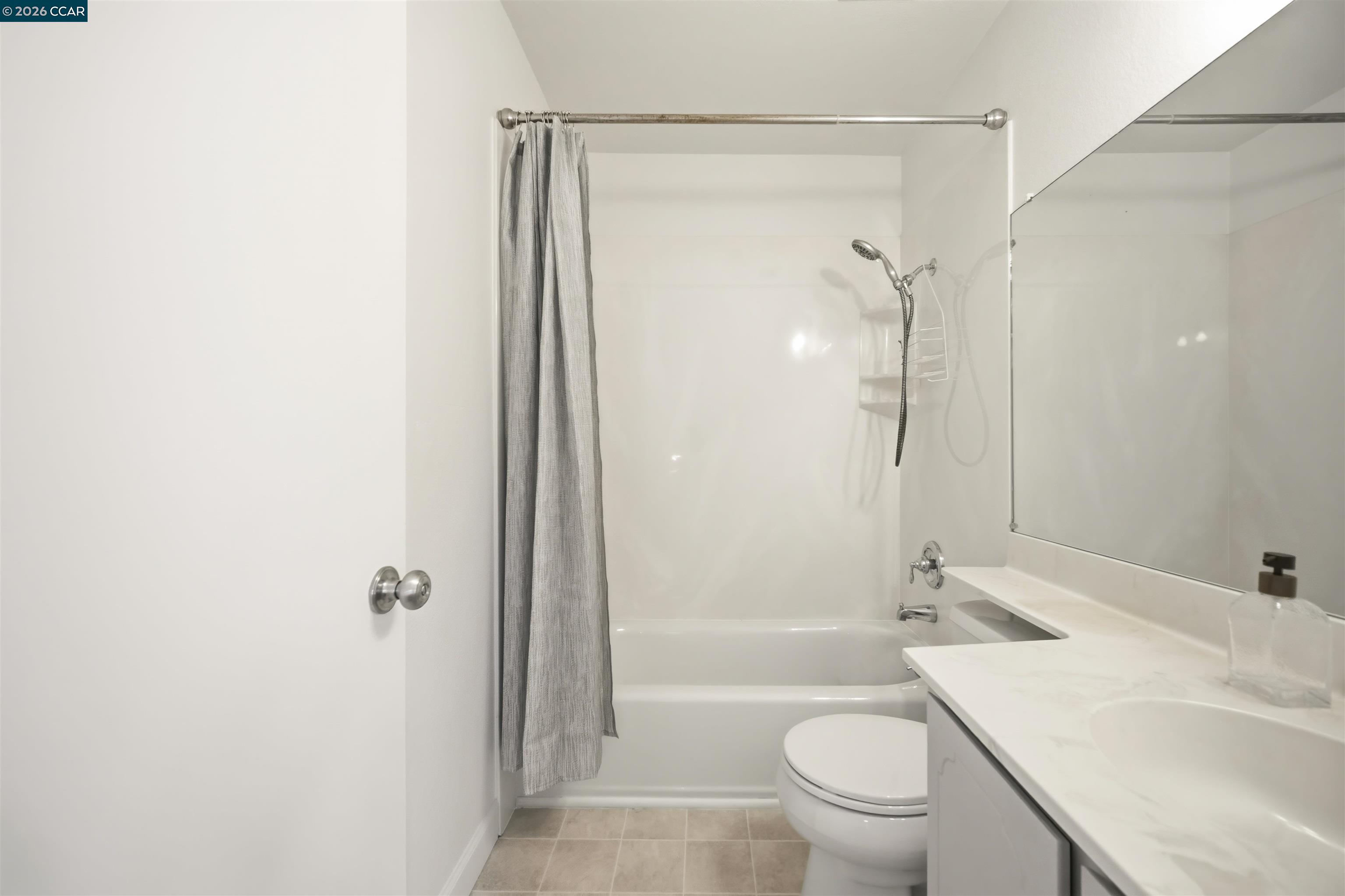 Photo #37: 41130172 Listing: Photo #37