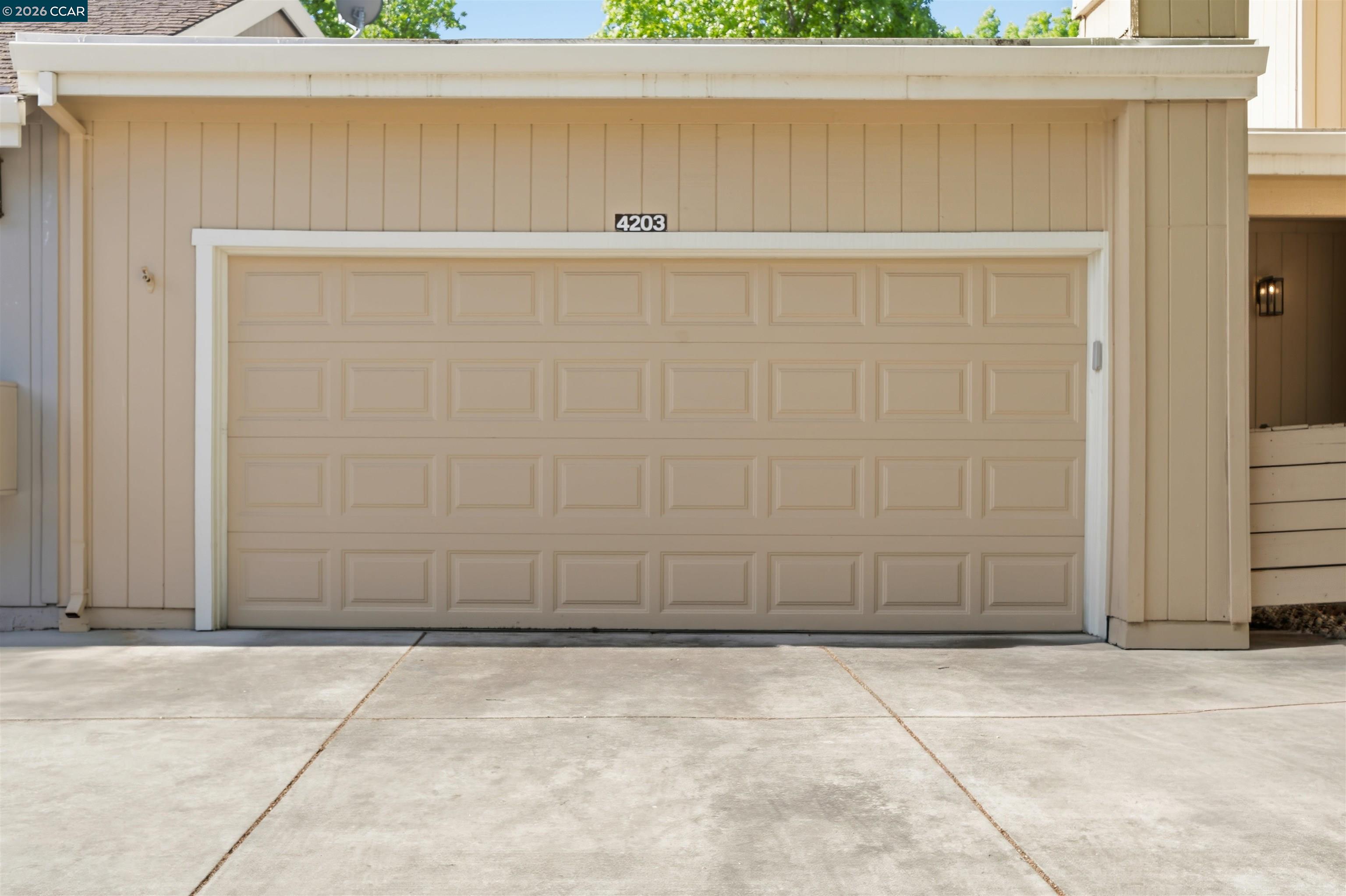 Photo #5: 41130172 Listing: Photo #5