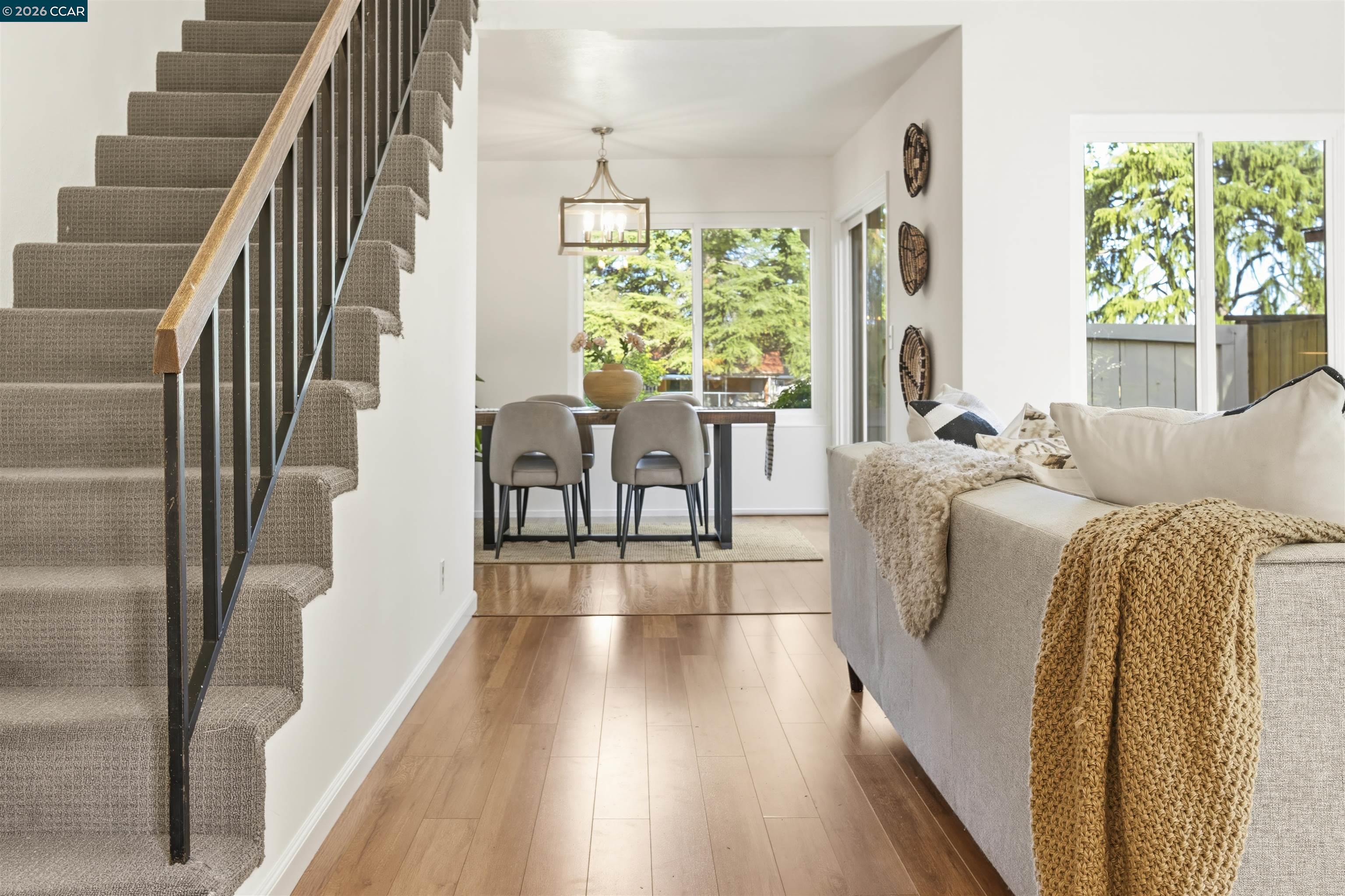 Photo #6: 41130172 Listing: Photo #6