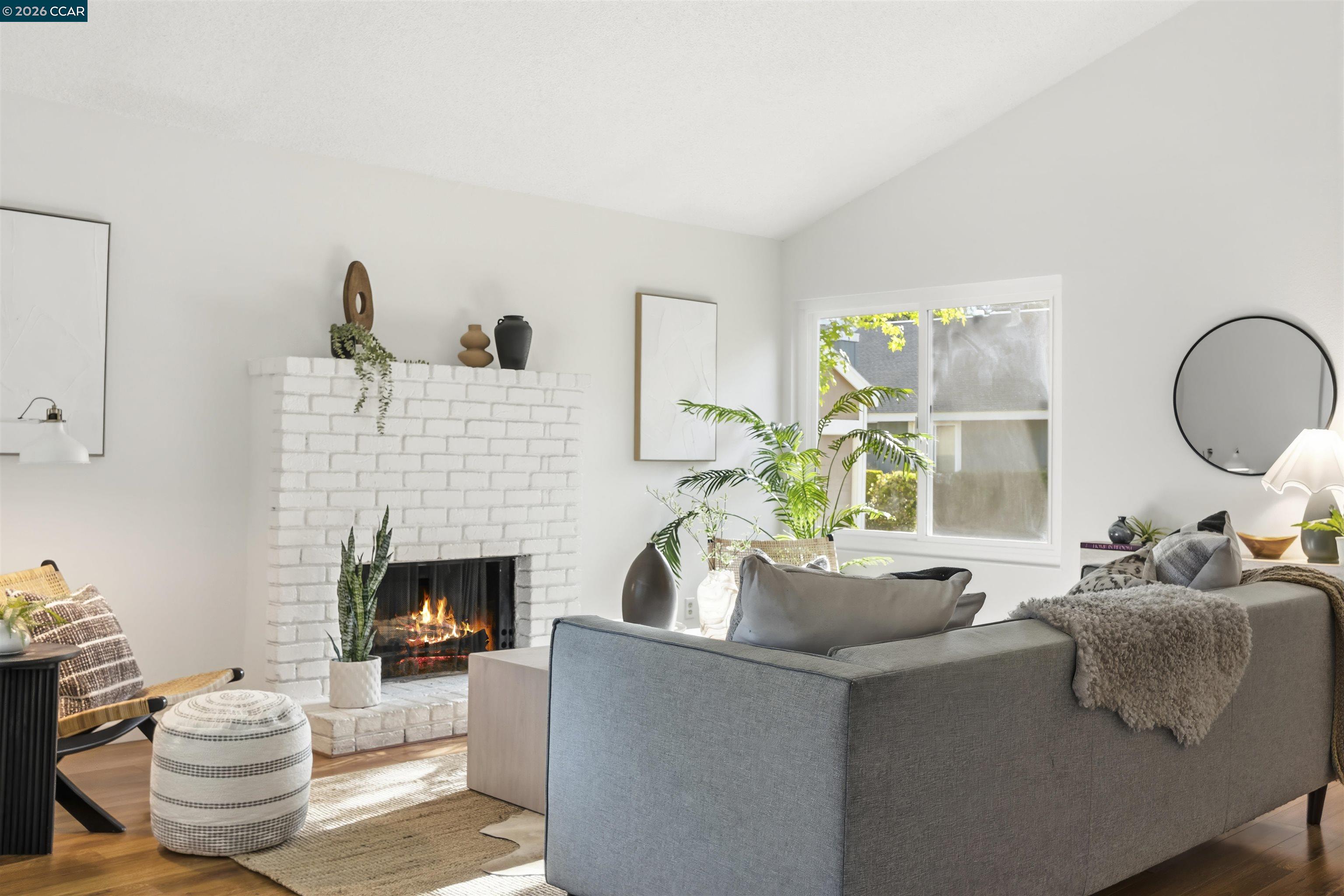 Photo #9: 41130172 Listing: Photo #9