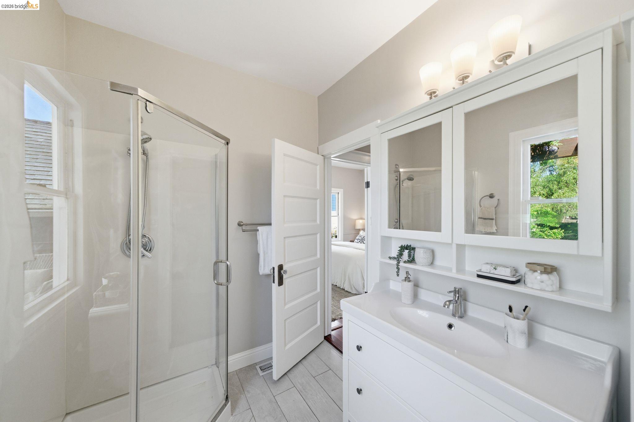 Detail Gallery Image 26 of 60 For 1627 62nd Street, Berkeley,  CA 94703 - 4 Beds | 2 Baths