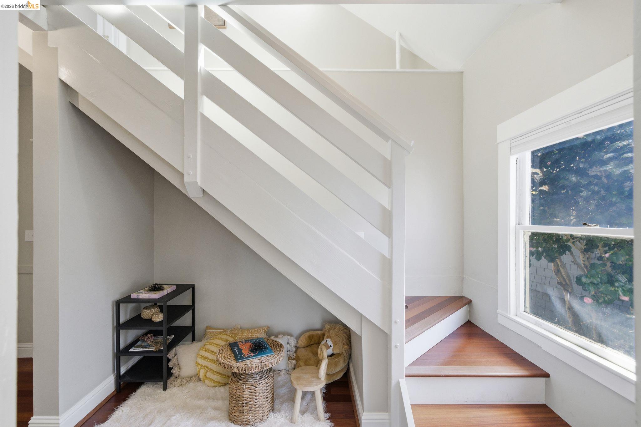 Detail Gallery Image 31 of 60 For 1627 62nd Street, Berkeley,  CA 94703 - 4 Beds | 2 Baths