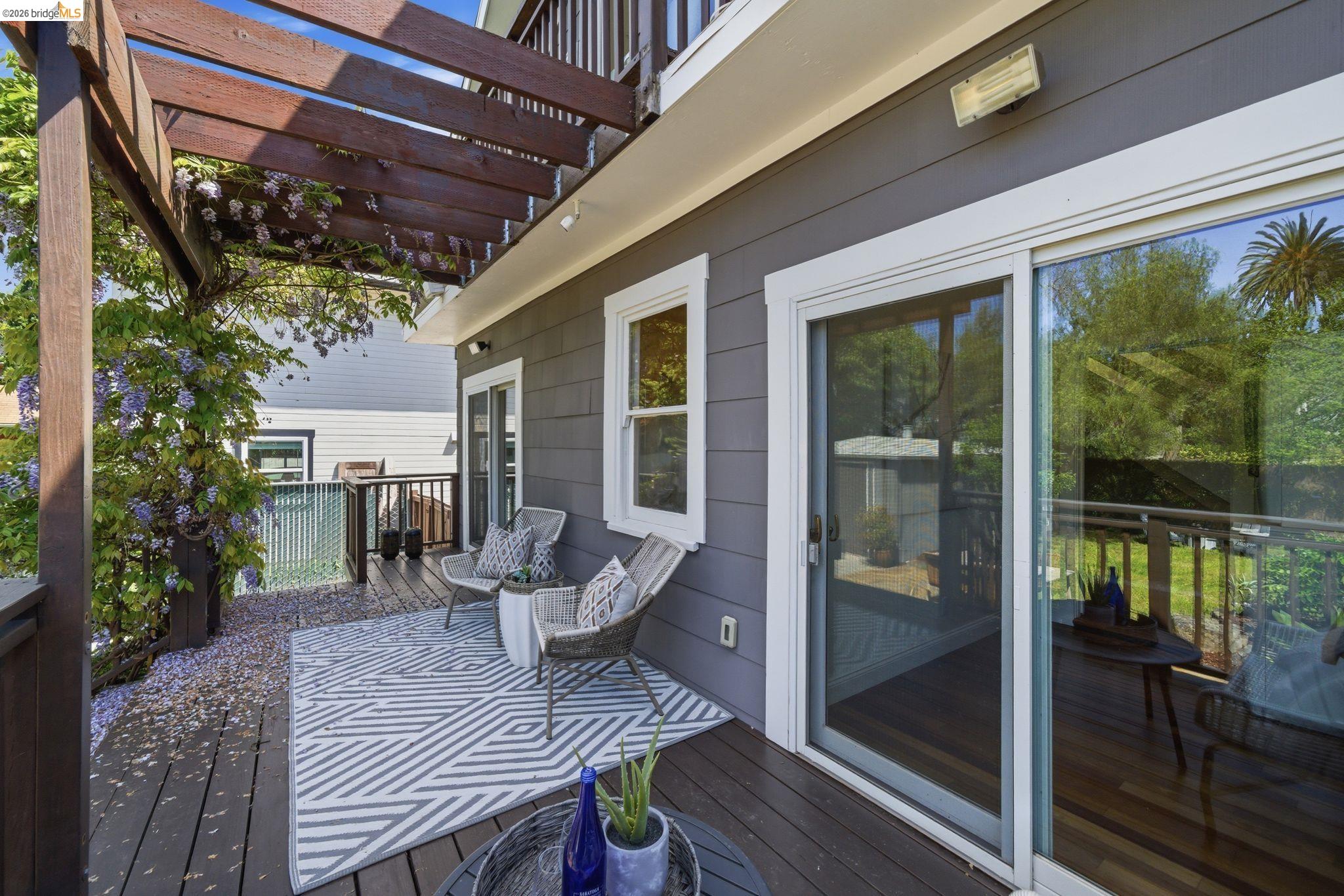 Detail Gallery Image 36 of 60 For 1627 62nd Street, Berkeley,  CA 94703 - 4 Beds | 2 Baths