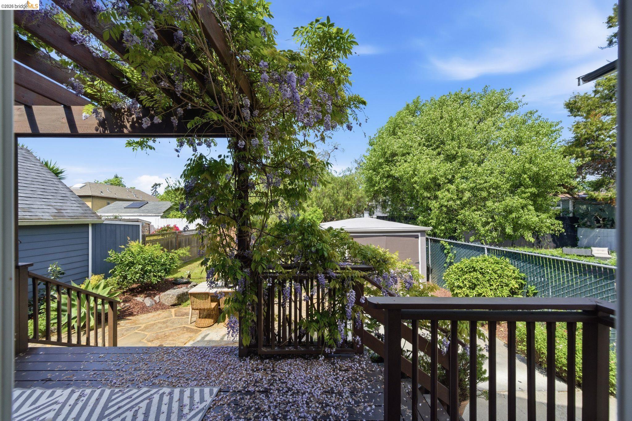 Detail Gallery Image 37 of 60 For 1627 62nd Street, Berkeley,  CA 94703 - 4 Beds | 2 Baths