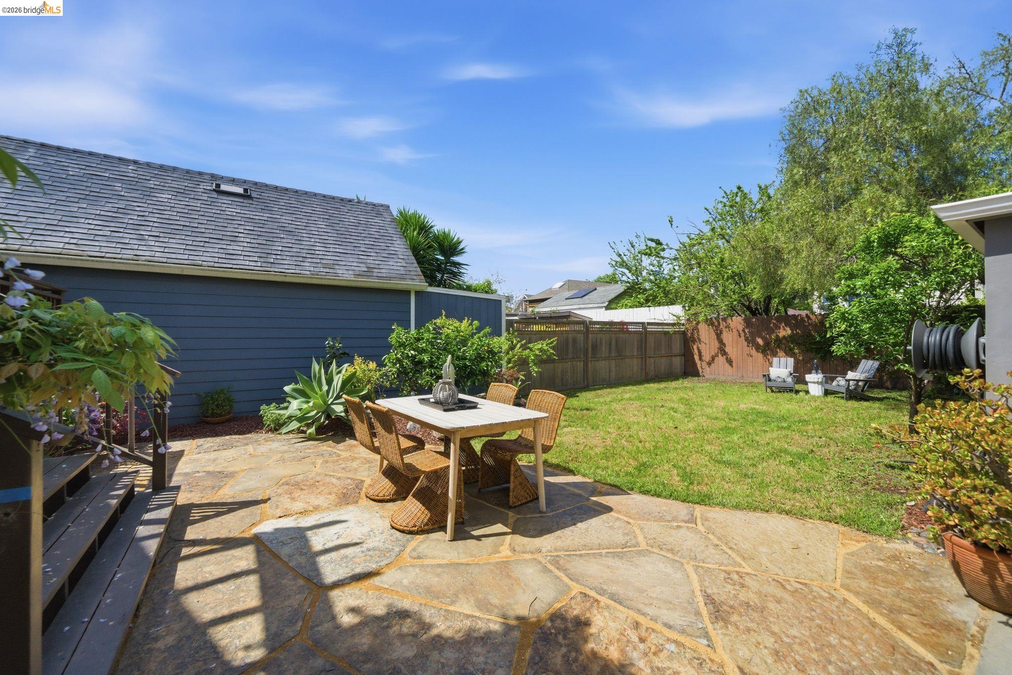 Detail Gallery Image 38 of 60 For 1627 62nd Street, Berkeley,  CA 94703 - 4 Beds | 2 Baths